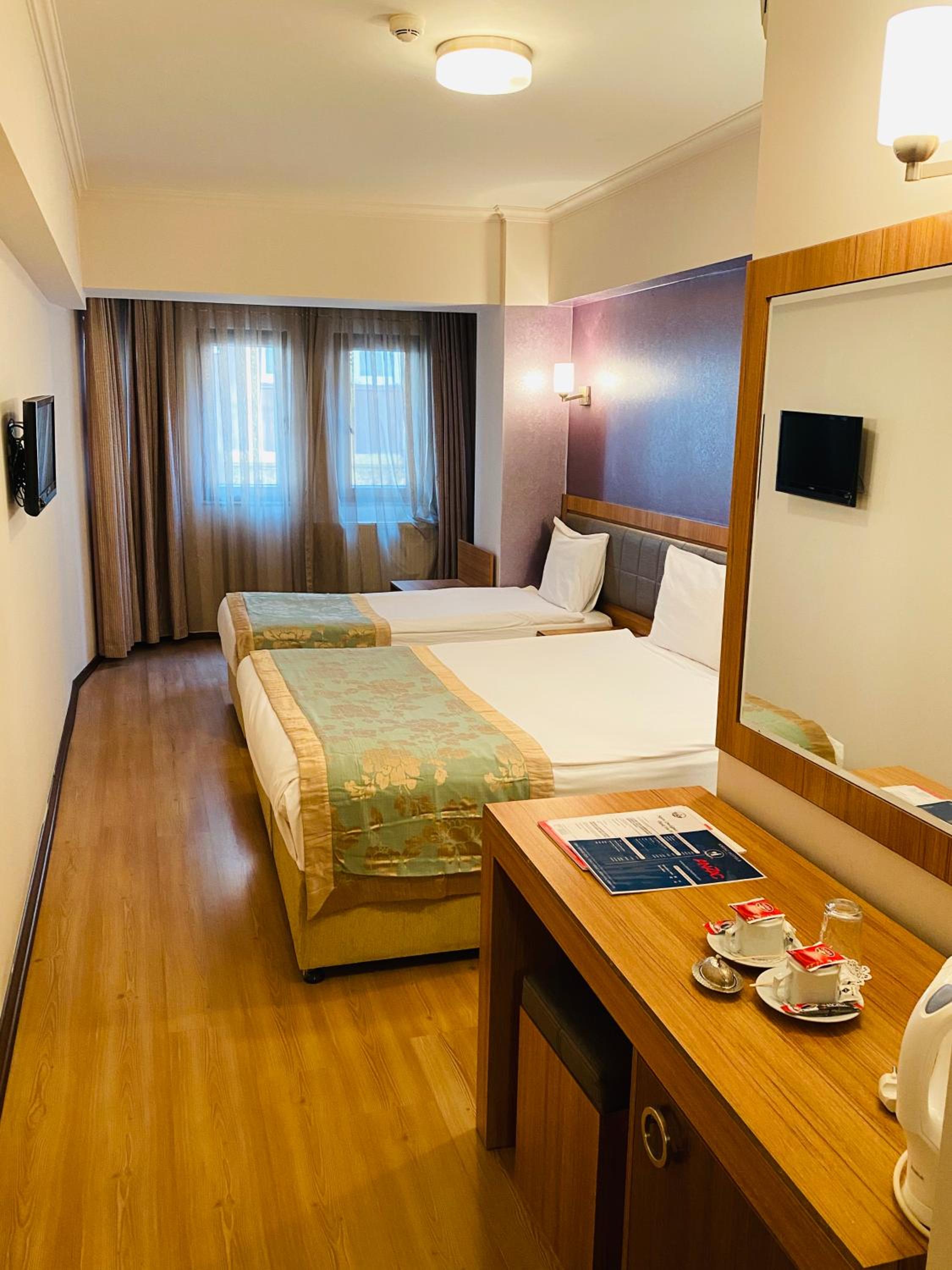 Superior Triple Room - Photo 7