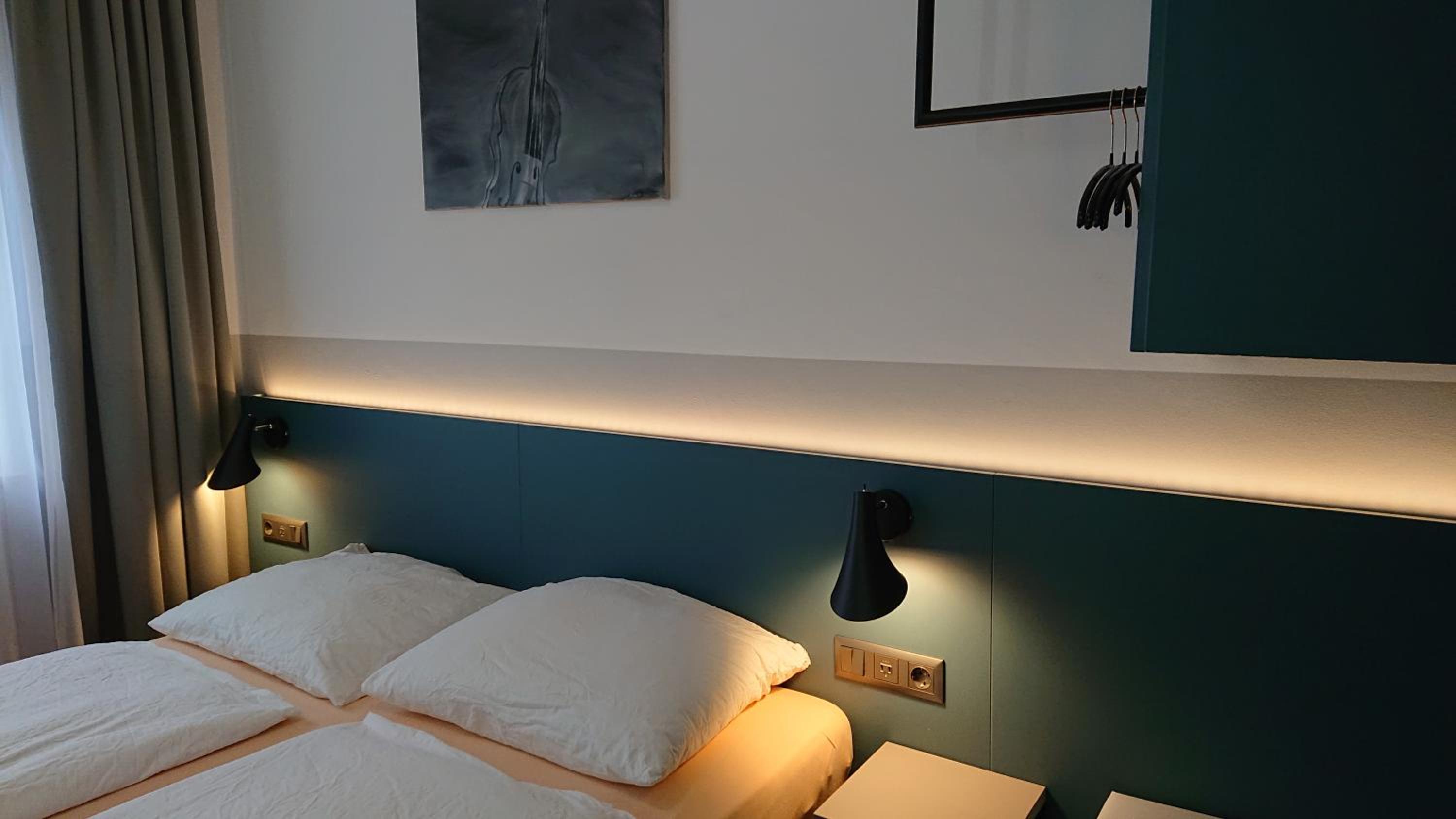 Double Room with Private Shower and Shared Toilet