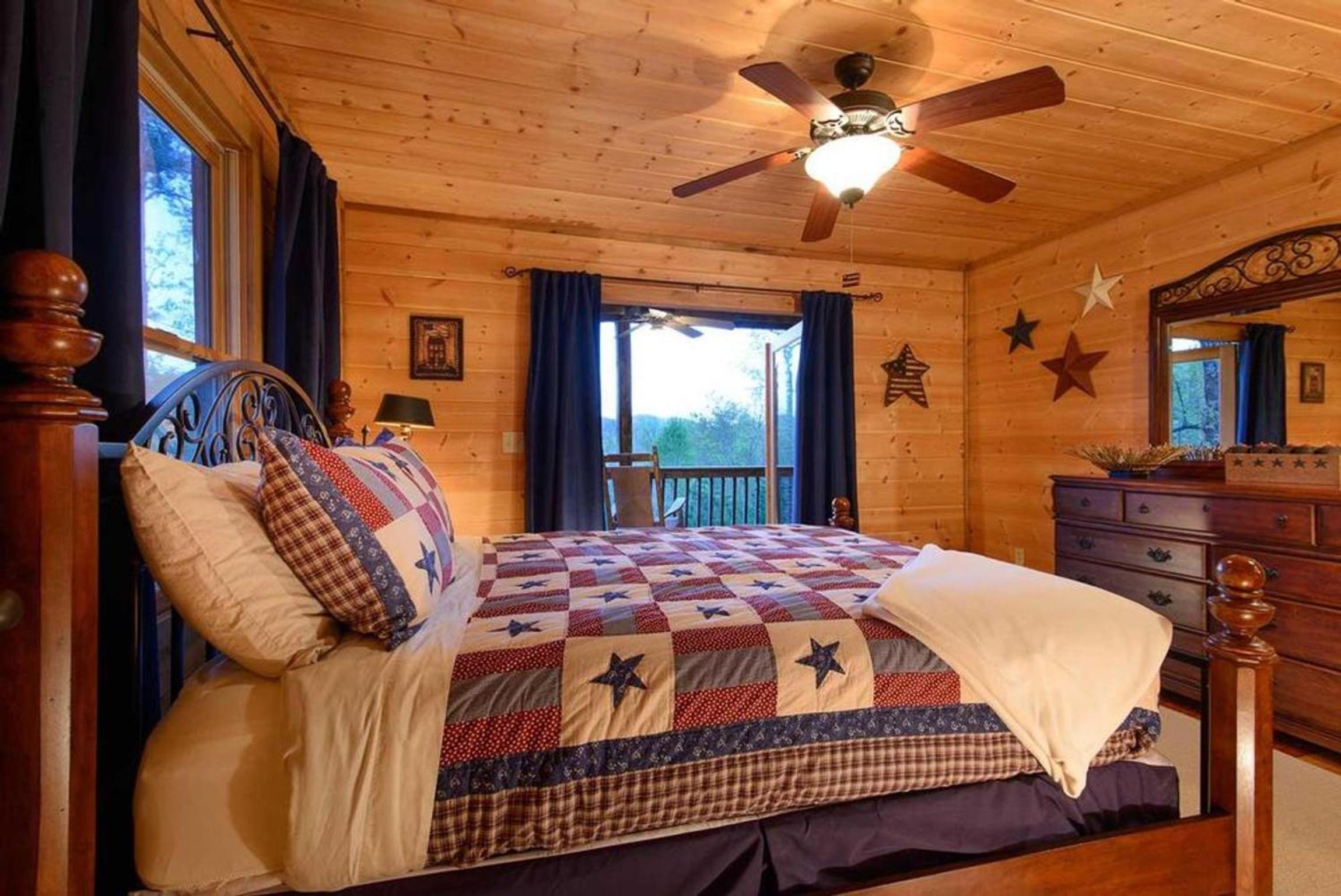 Three-Bedroom Vacation Home  photo 3