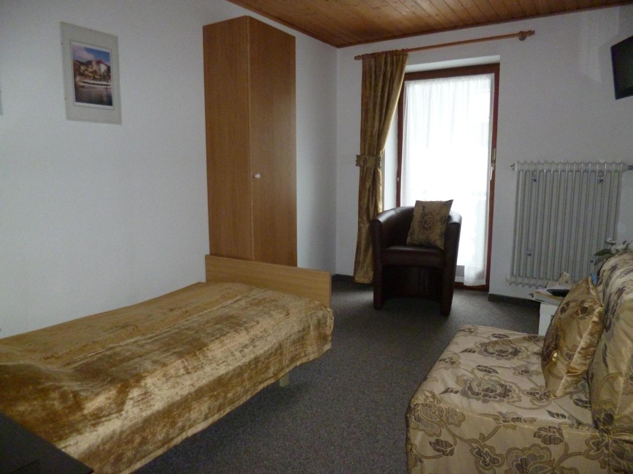 Single Room photo 1