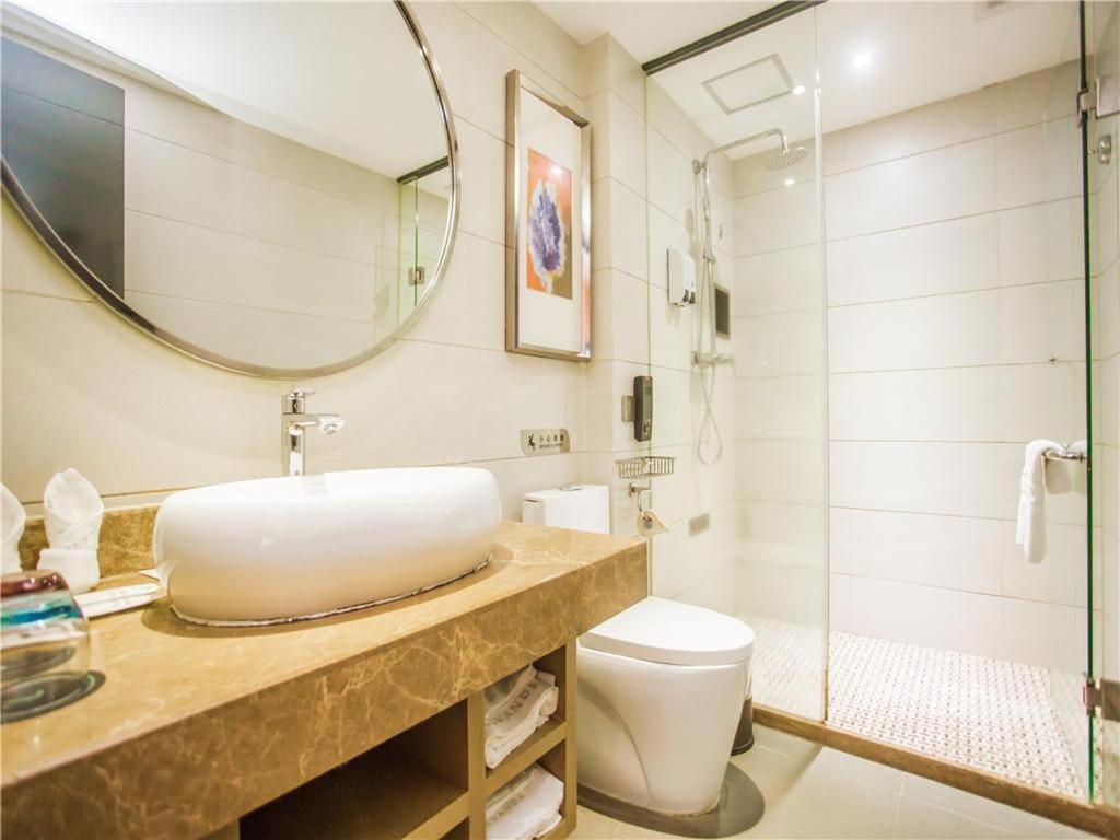 Elegant Double Room photo 3