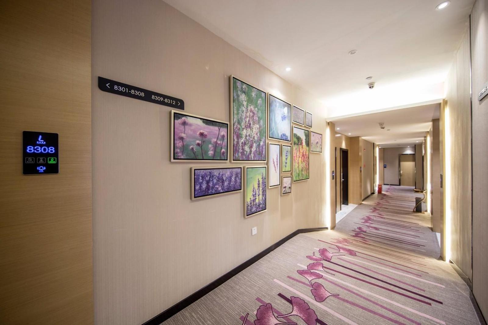 Elegant Double Room photo 2