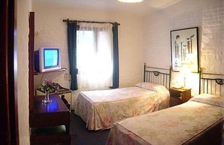 Two-Bedroom Apartment (2 Adults + 2 Children) photo 3