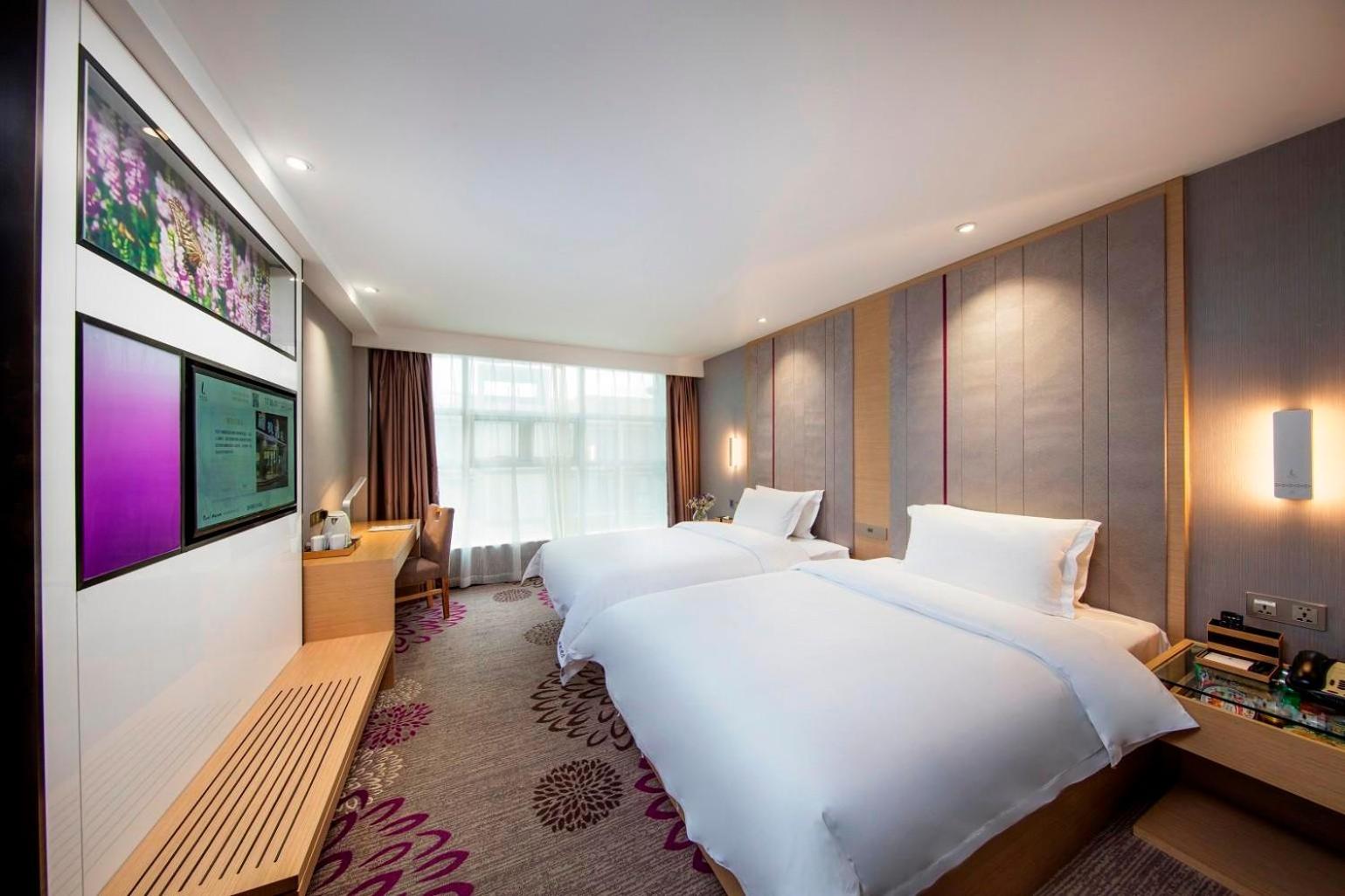 Deluxe Twin Bed Room