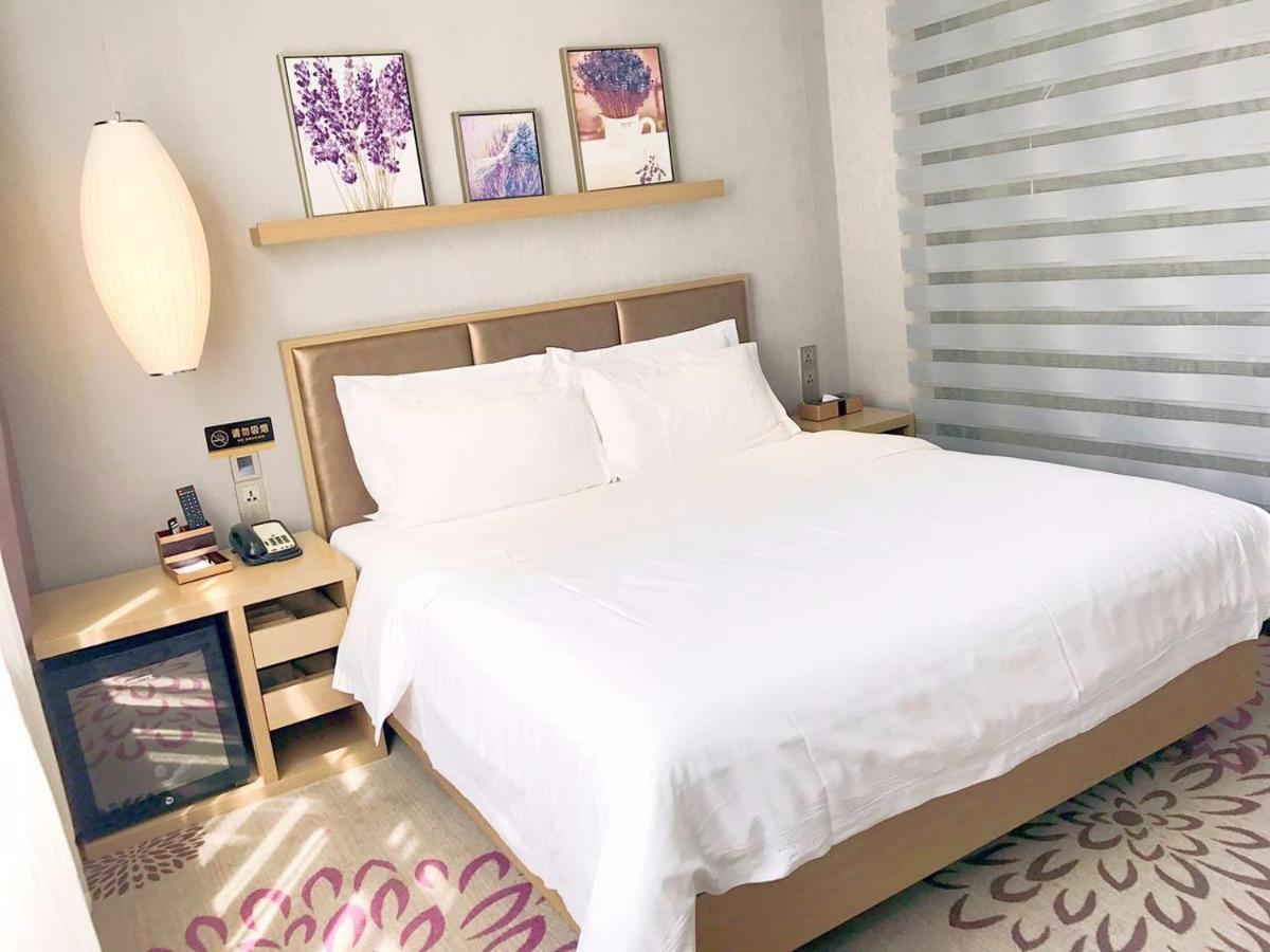 Deluxe King size bed Room