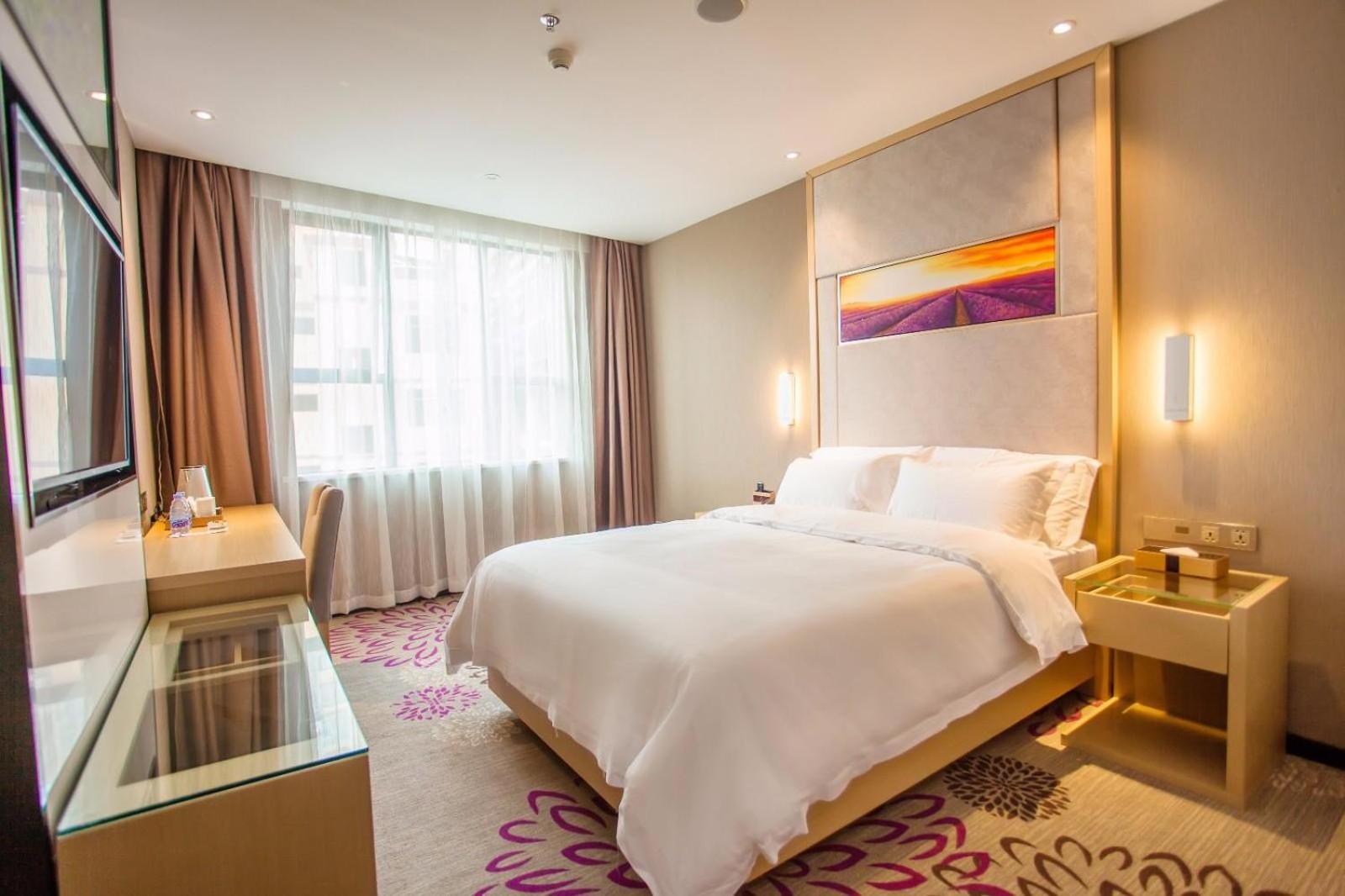 Deluxe King size bed Room