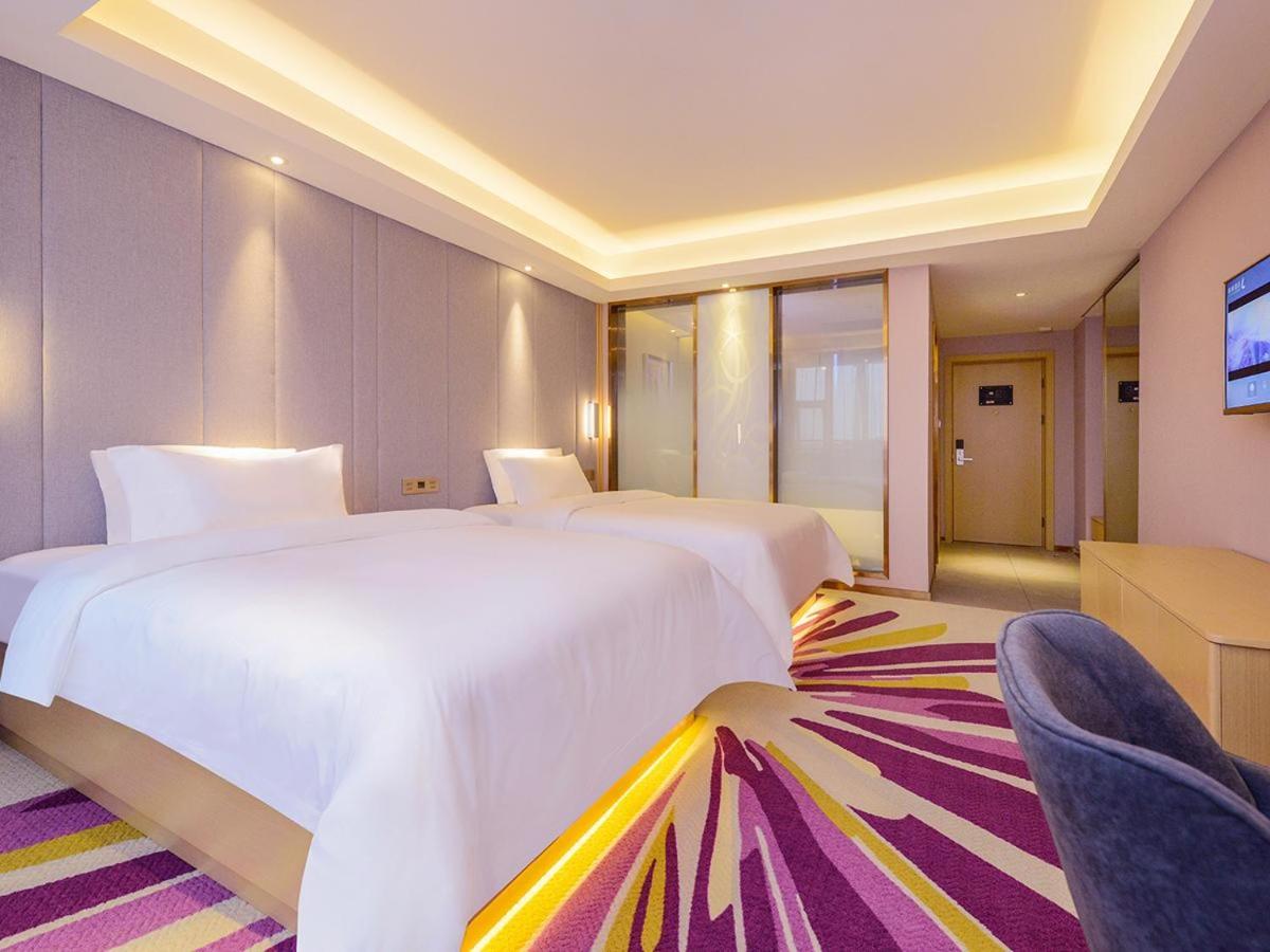 Deluxe Twin Bed Room