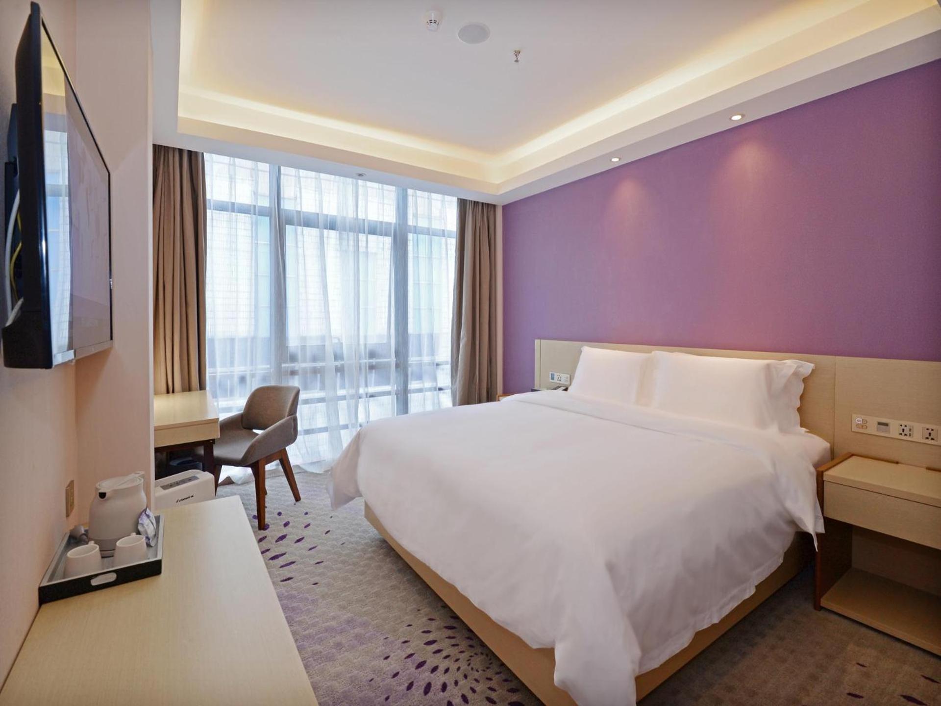 Deluxe King size bed Room