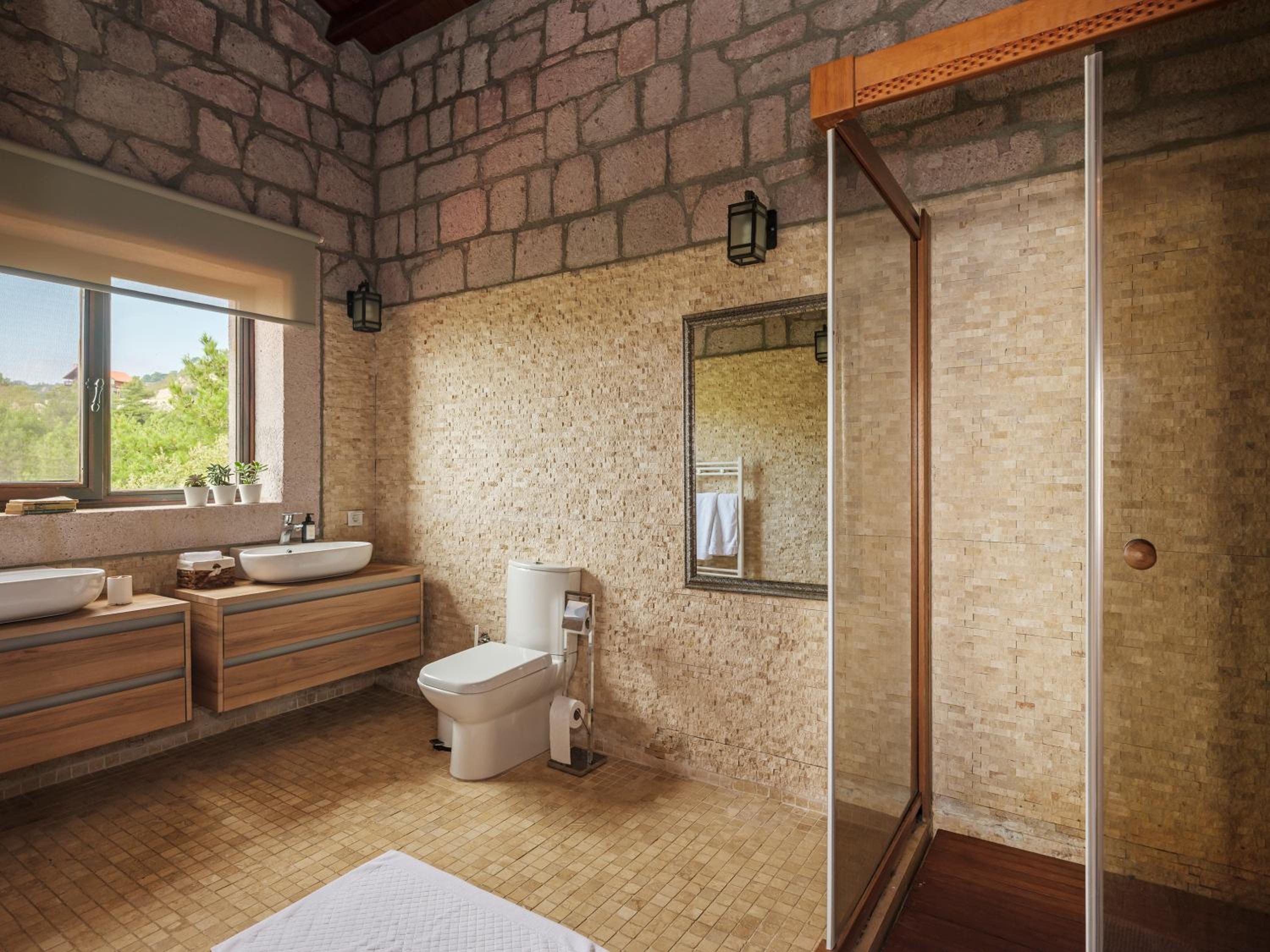 Deluxe Double Room with Balcony and Sea View - Photo 2