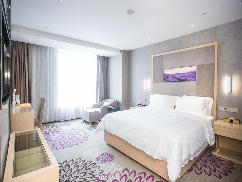 Deluxe King size bed Room
