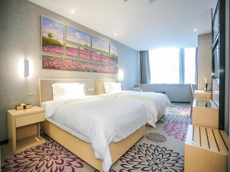 Deluxe Twin Bed Room