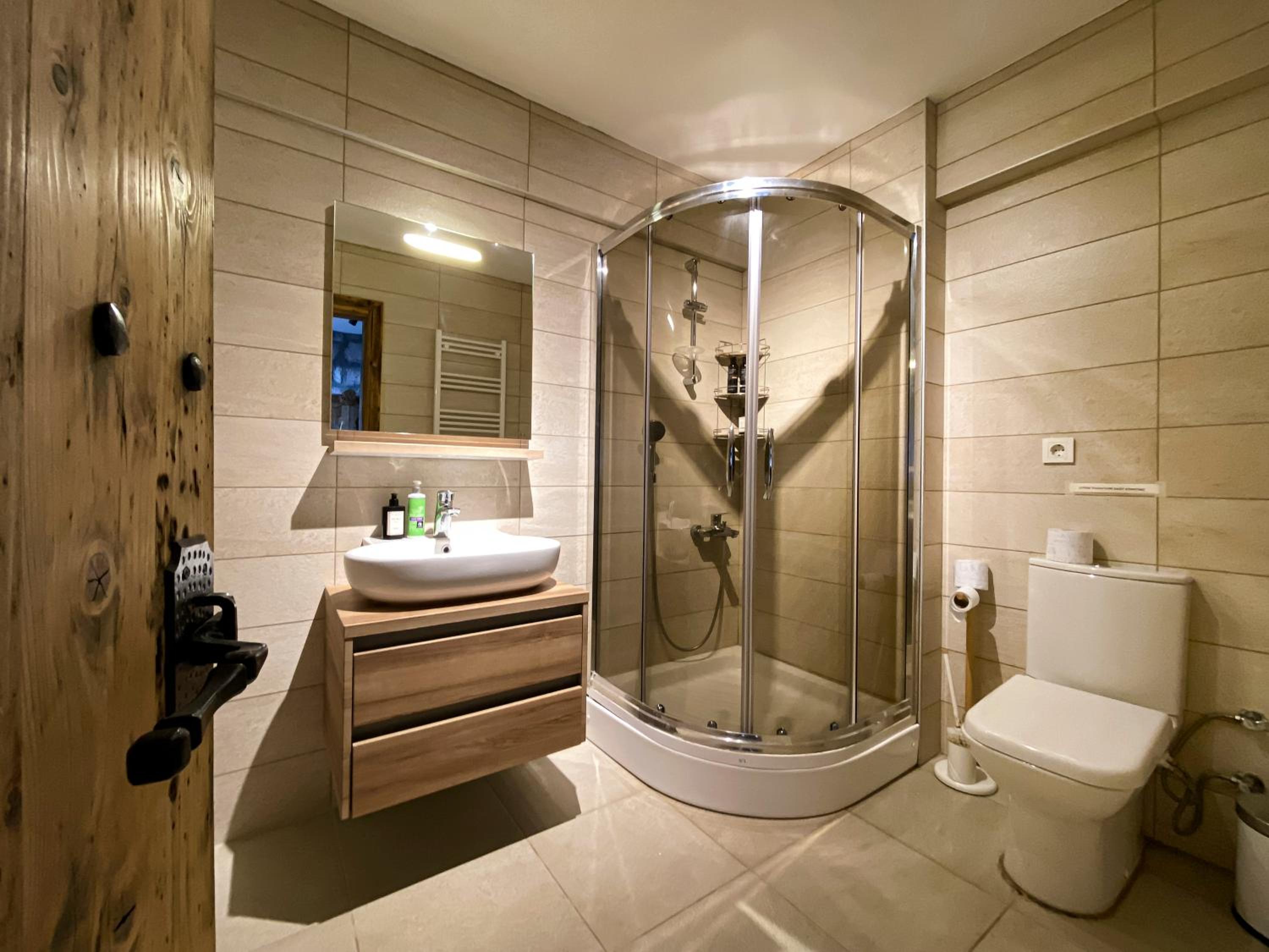 Deluxe Room with Terrace & Sea View  - Photo 3