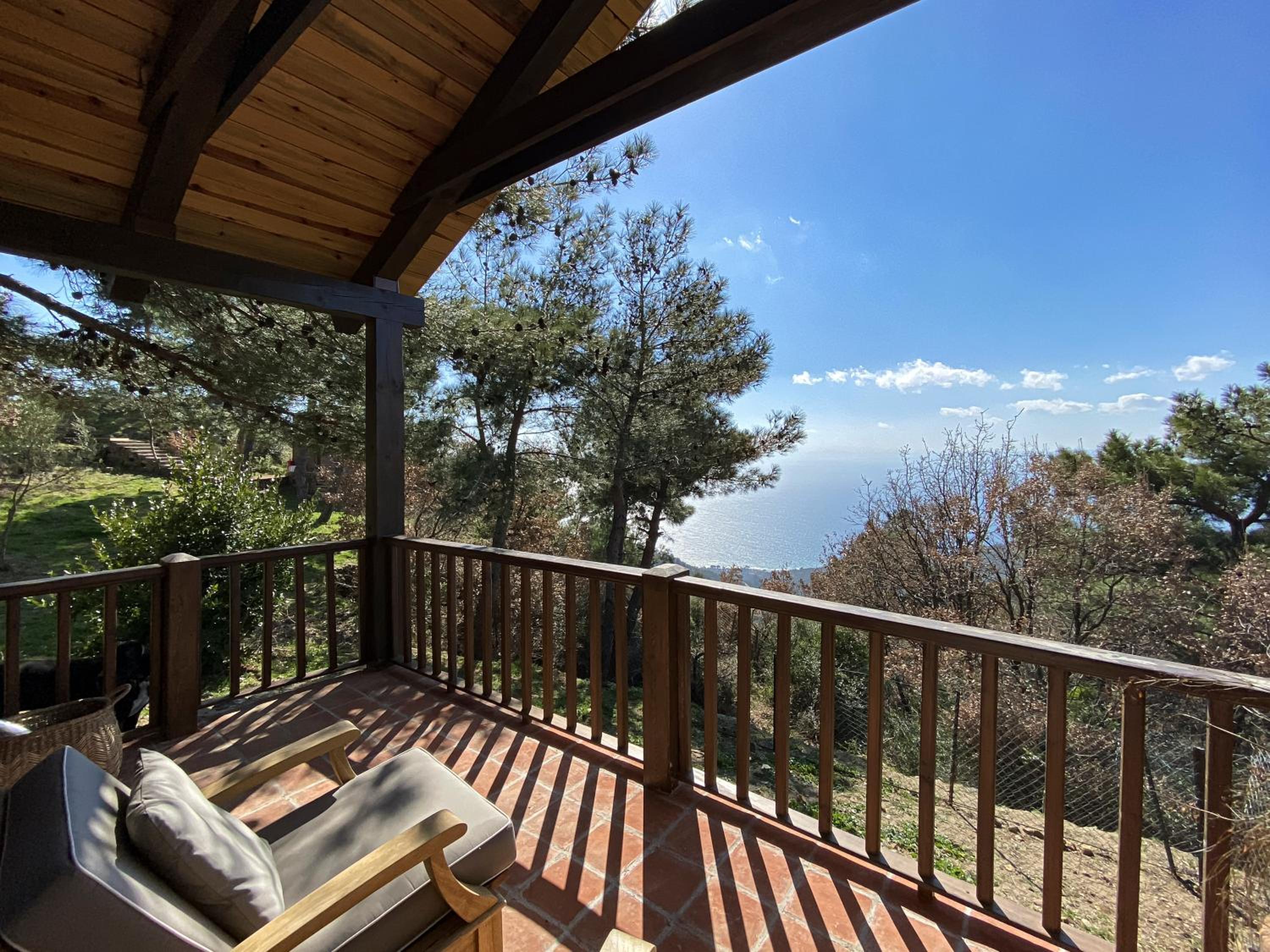 Loft Suite with Sea View  - Photo 5