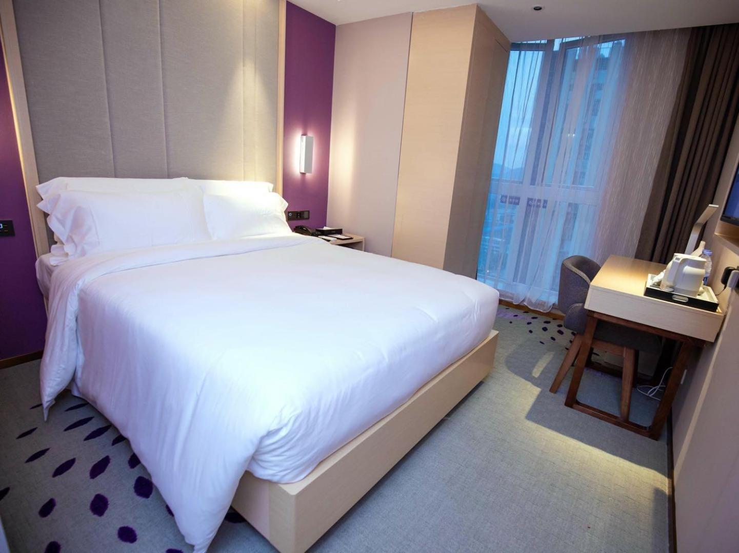 Deluxe King size bed Room