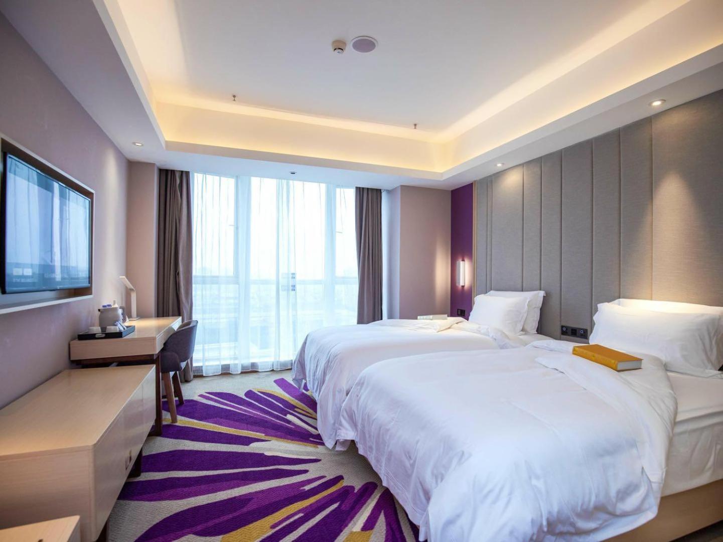 Deluxe Twin Bed Room