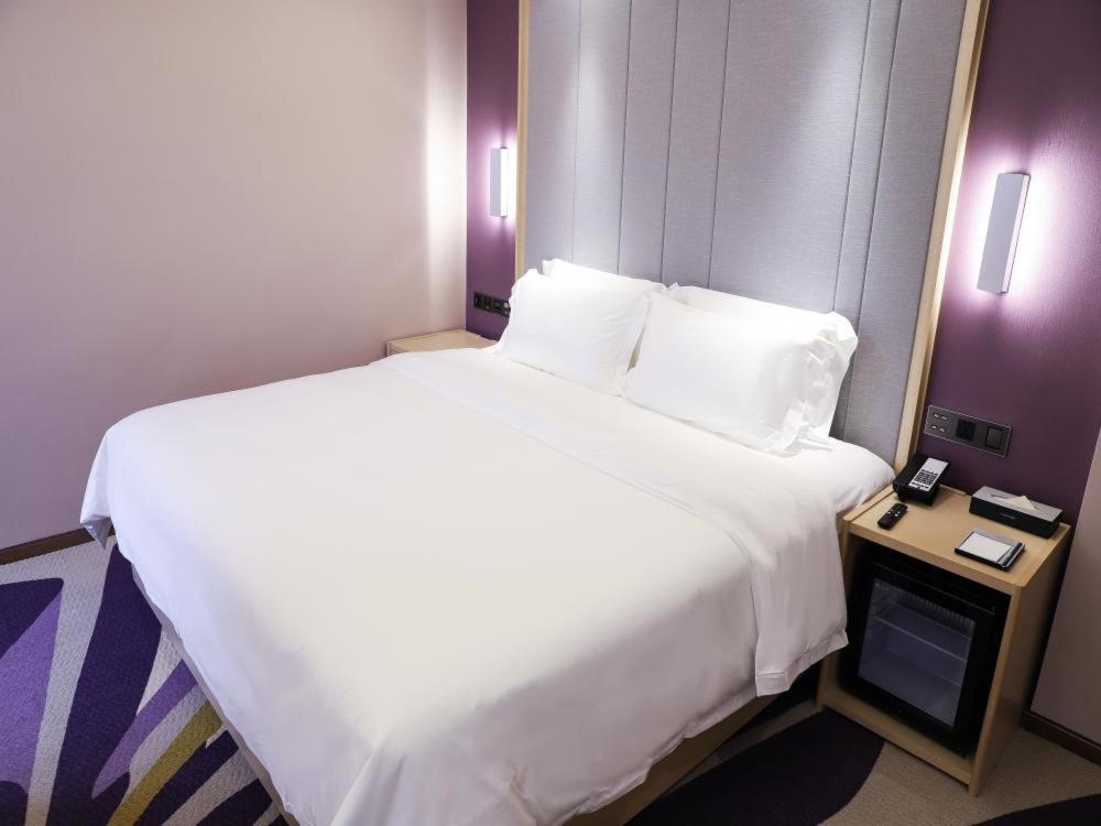 Deluxe Suite - Photo 1