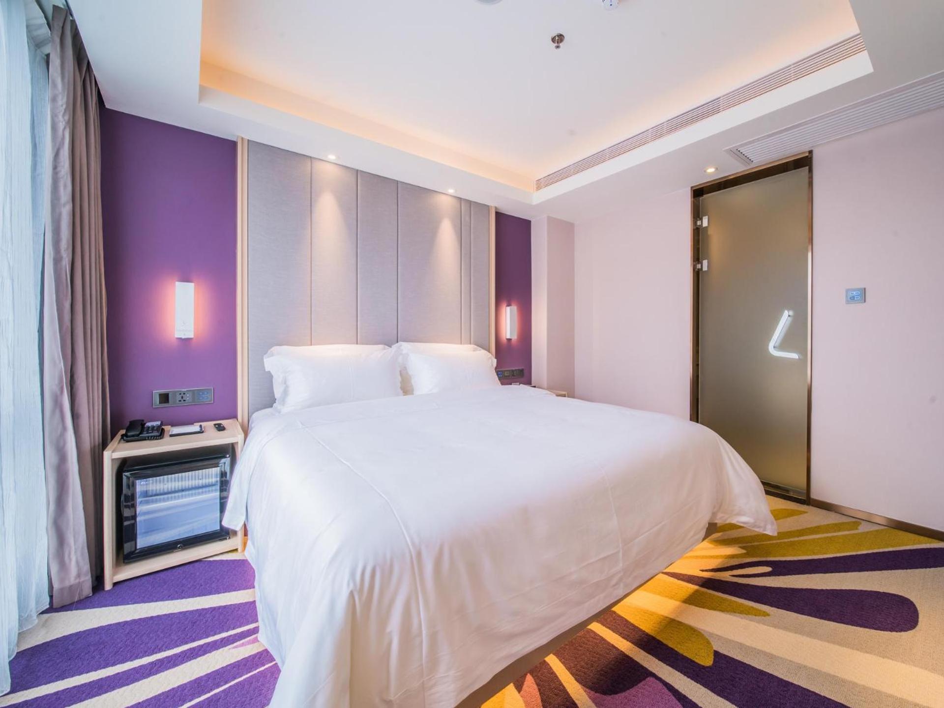 Deluxe  Suite