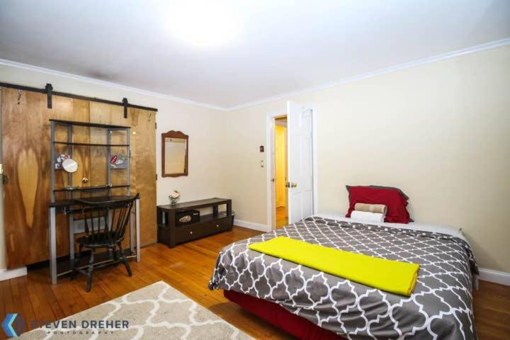 Deluxe Queen Room photo 3