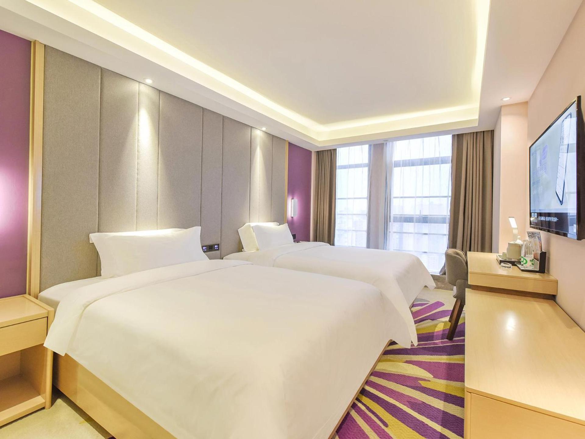 Deluxe Twin Bed Room
