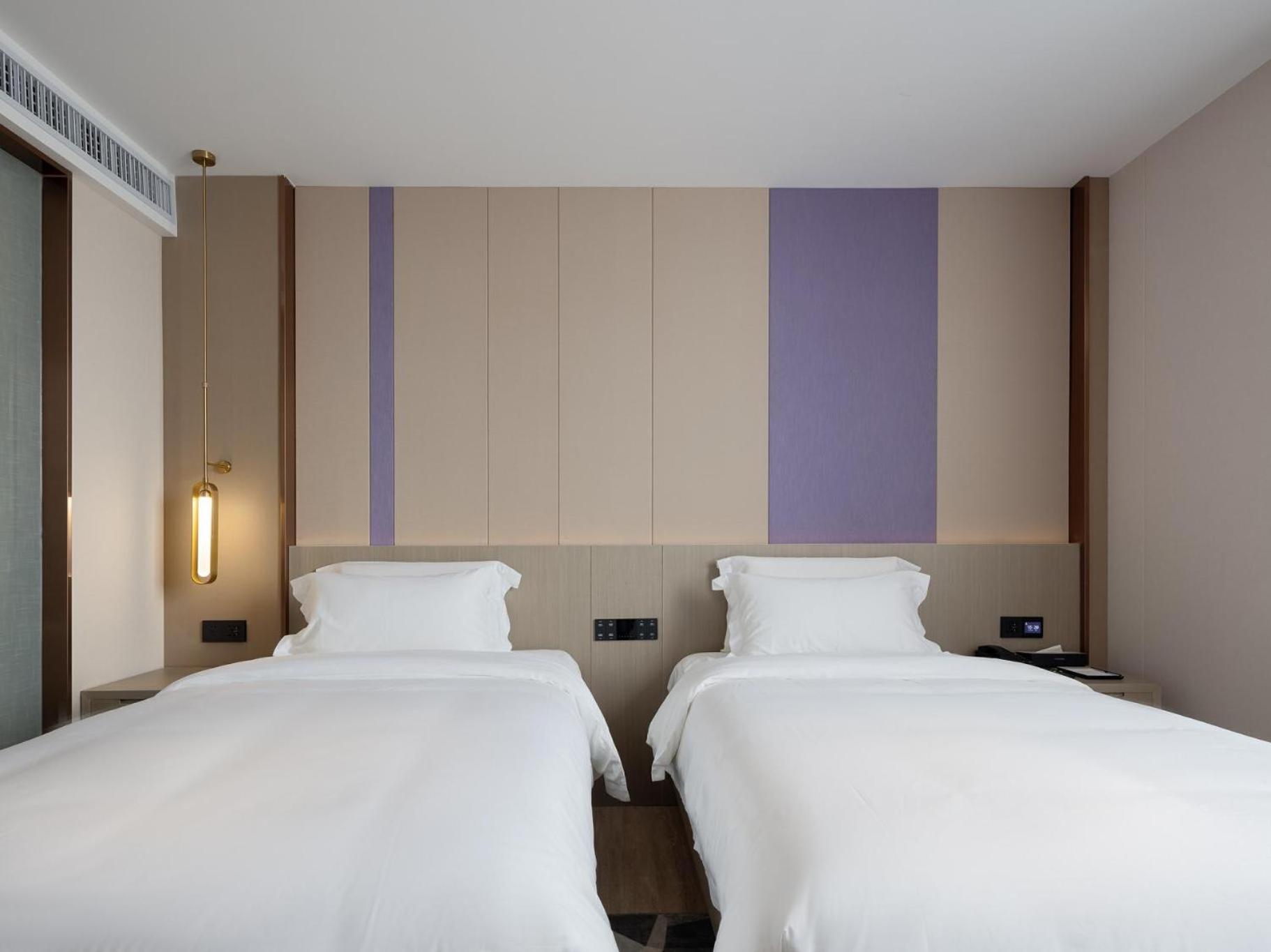 Business Twin Room photo 3