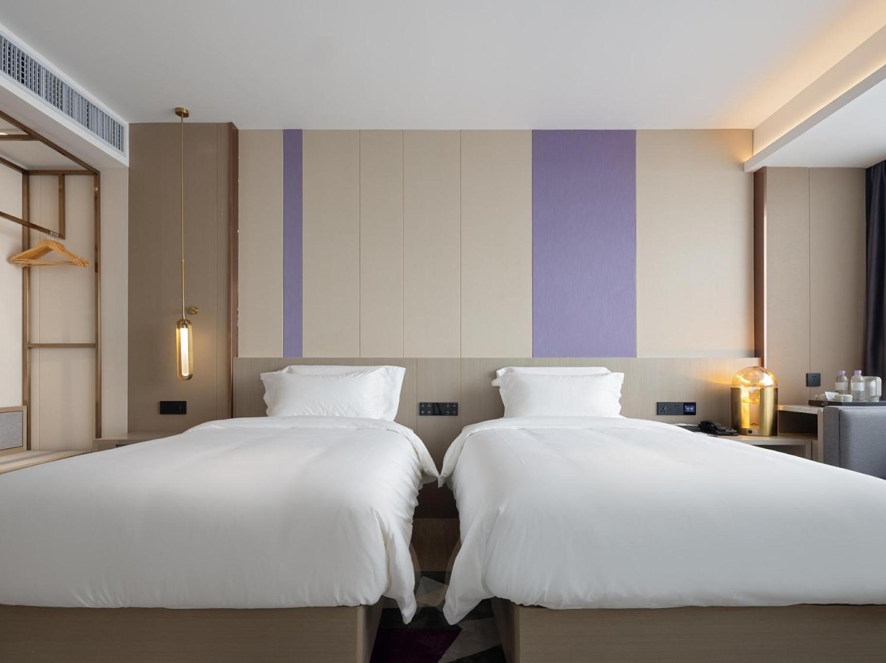 Twin Room with Sea View photo 2