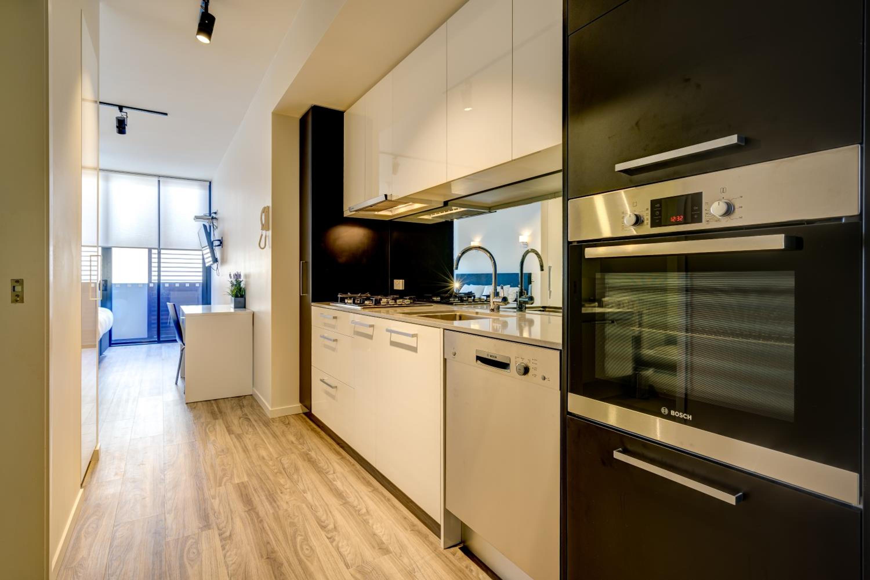 One Bedroom Deluxe Apartment