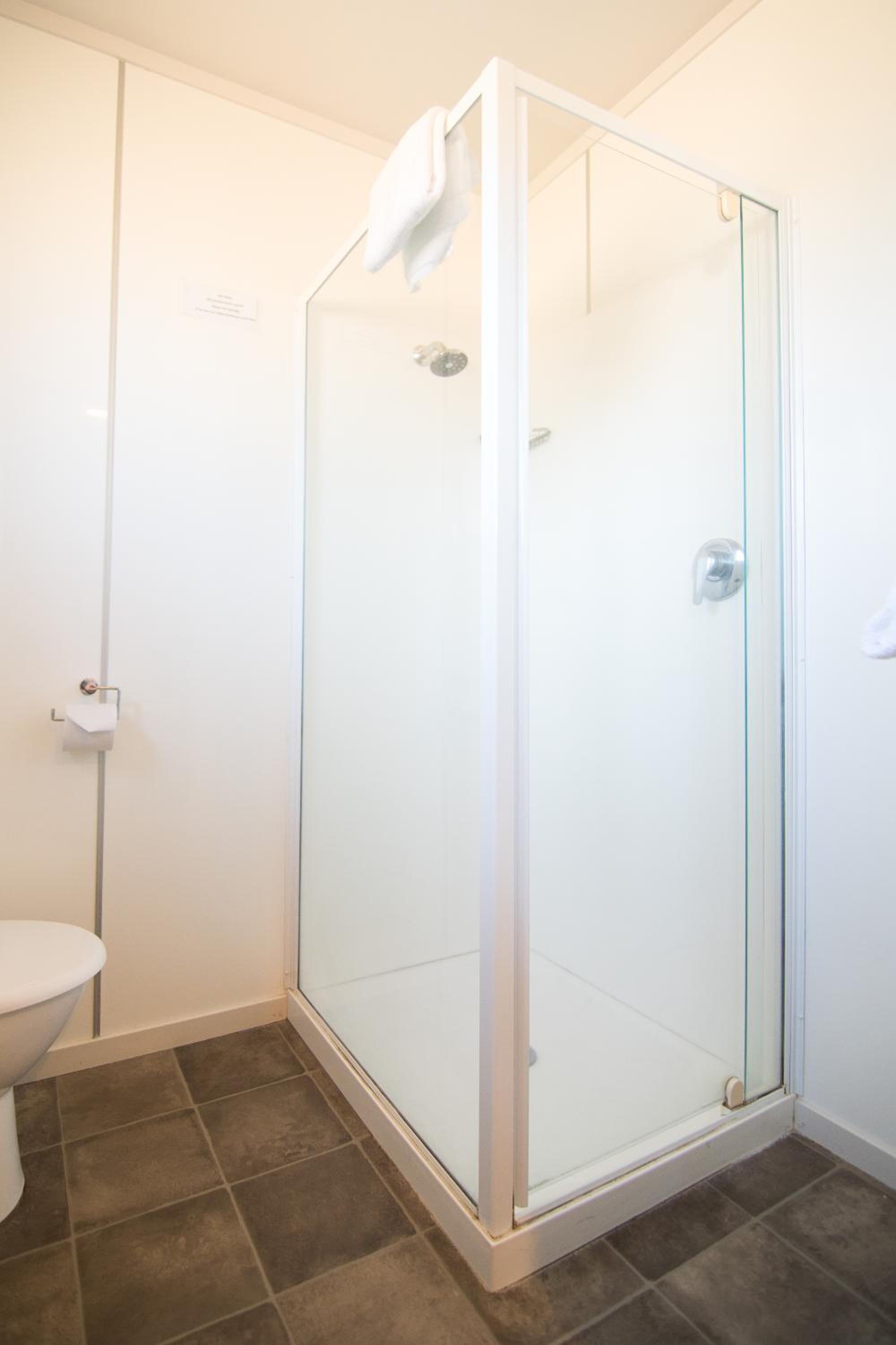 One-Bedroom Apartment - Photo 4