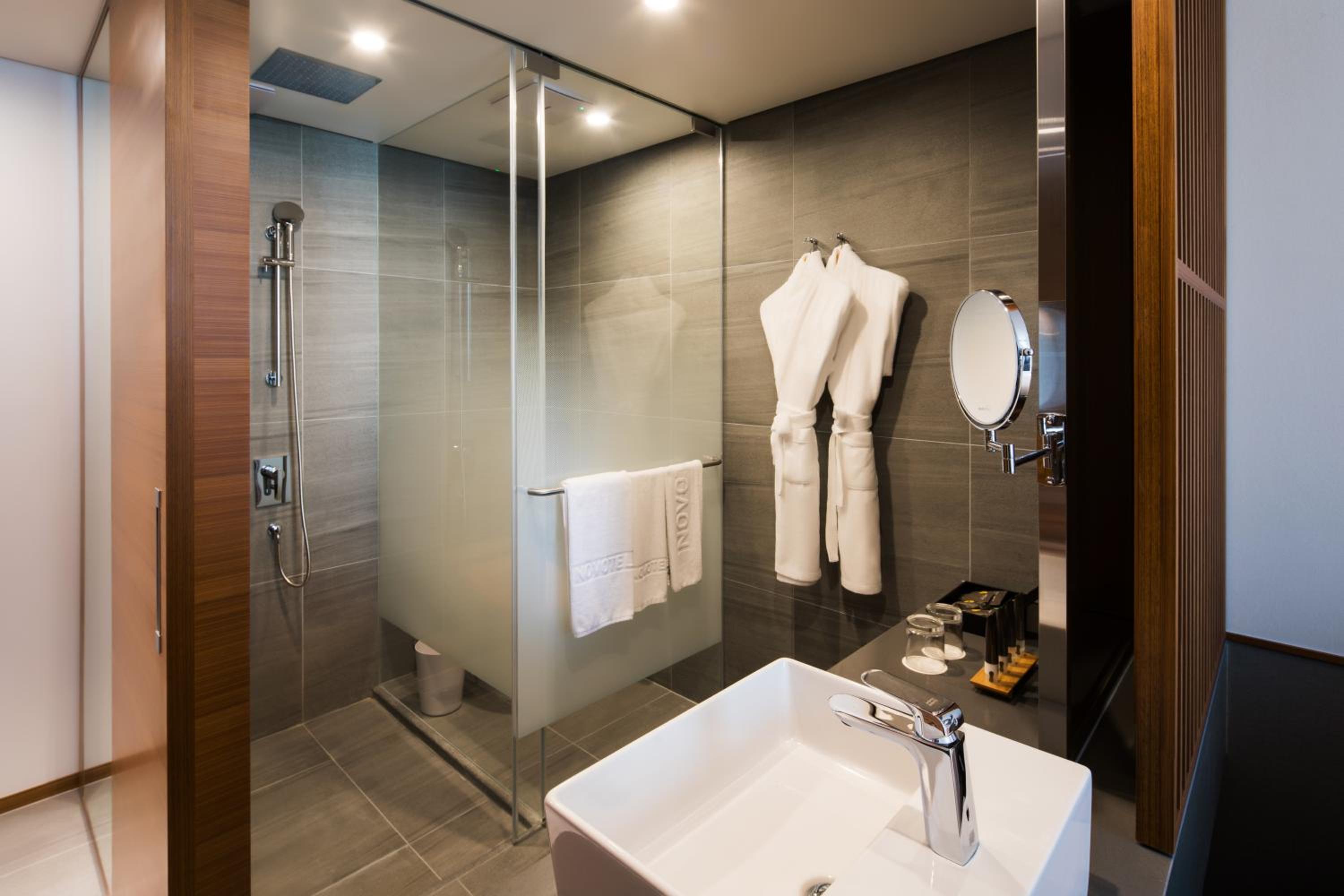 Standard Double Room - Photo 6