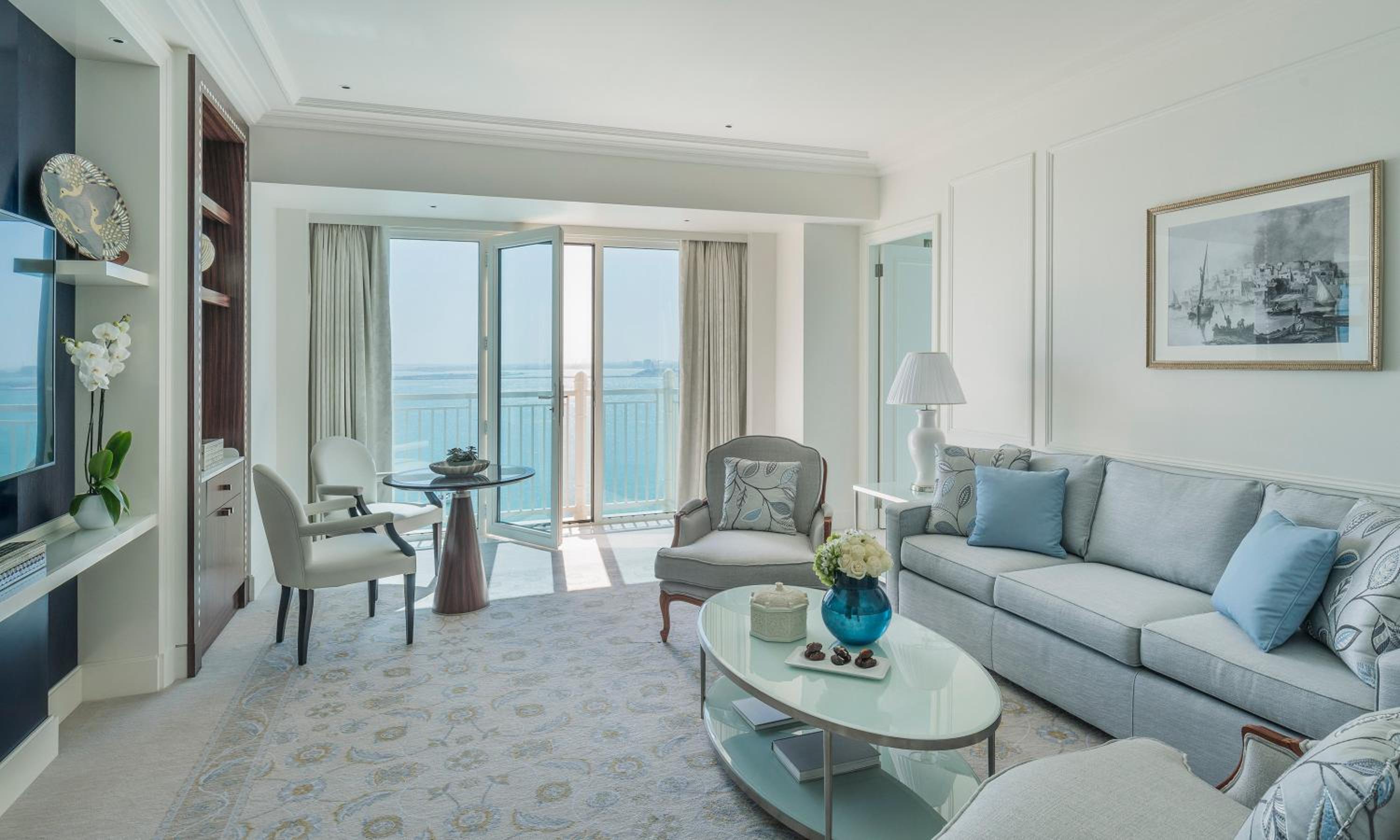 Executive King Suite with Sea View photo 3