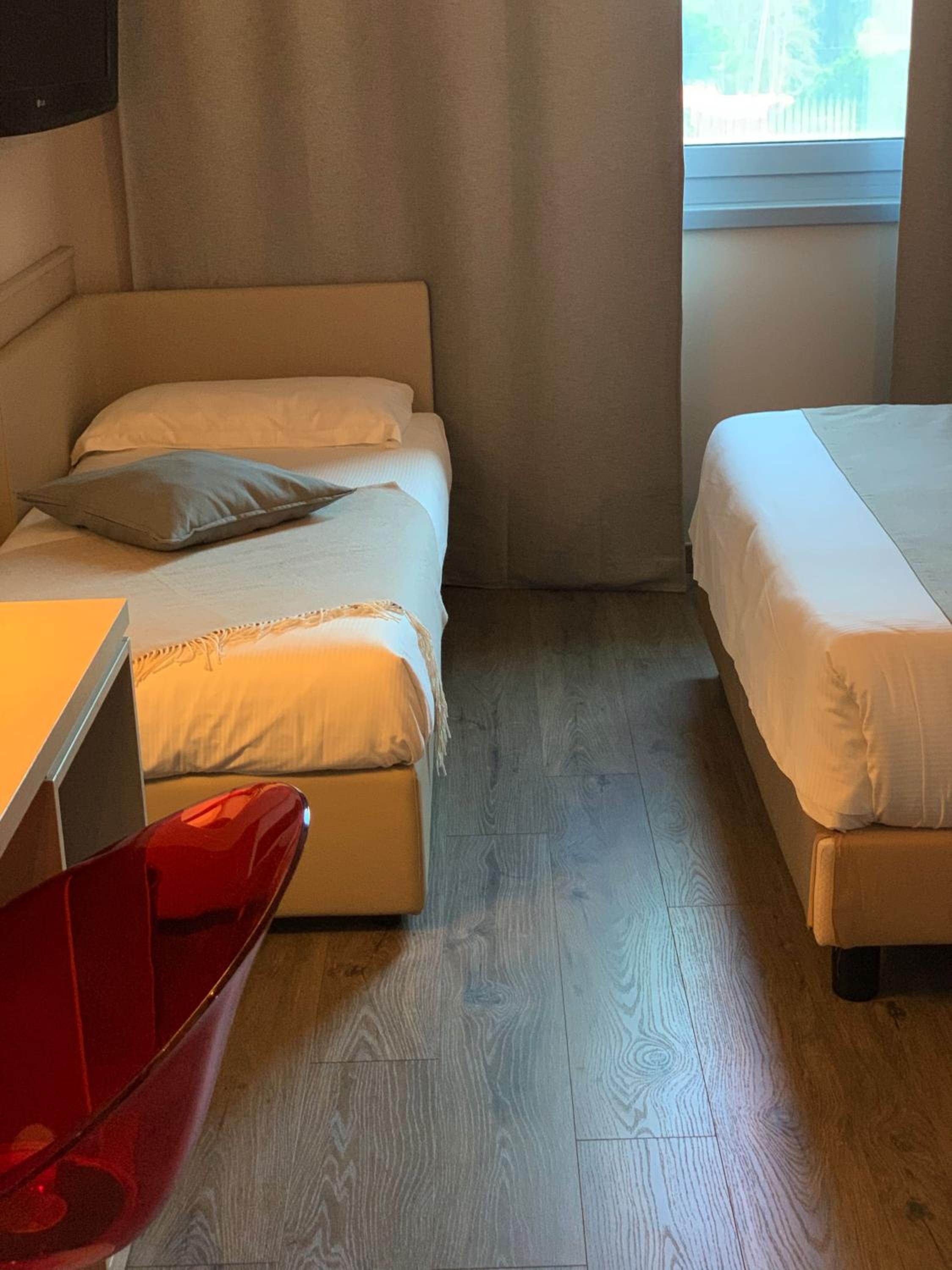Deluxe Room - Photo 15