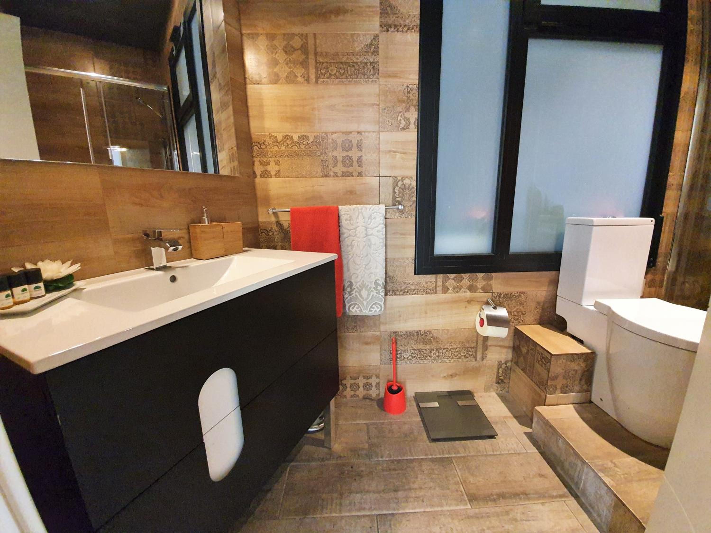 Studio Apartment photo 2