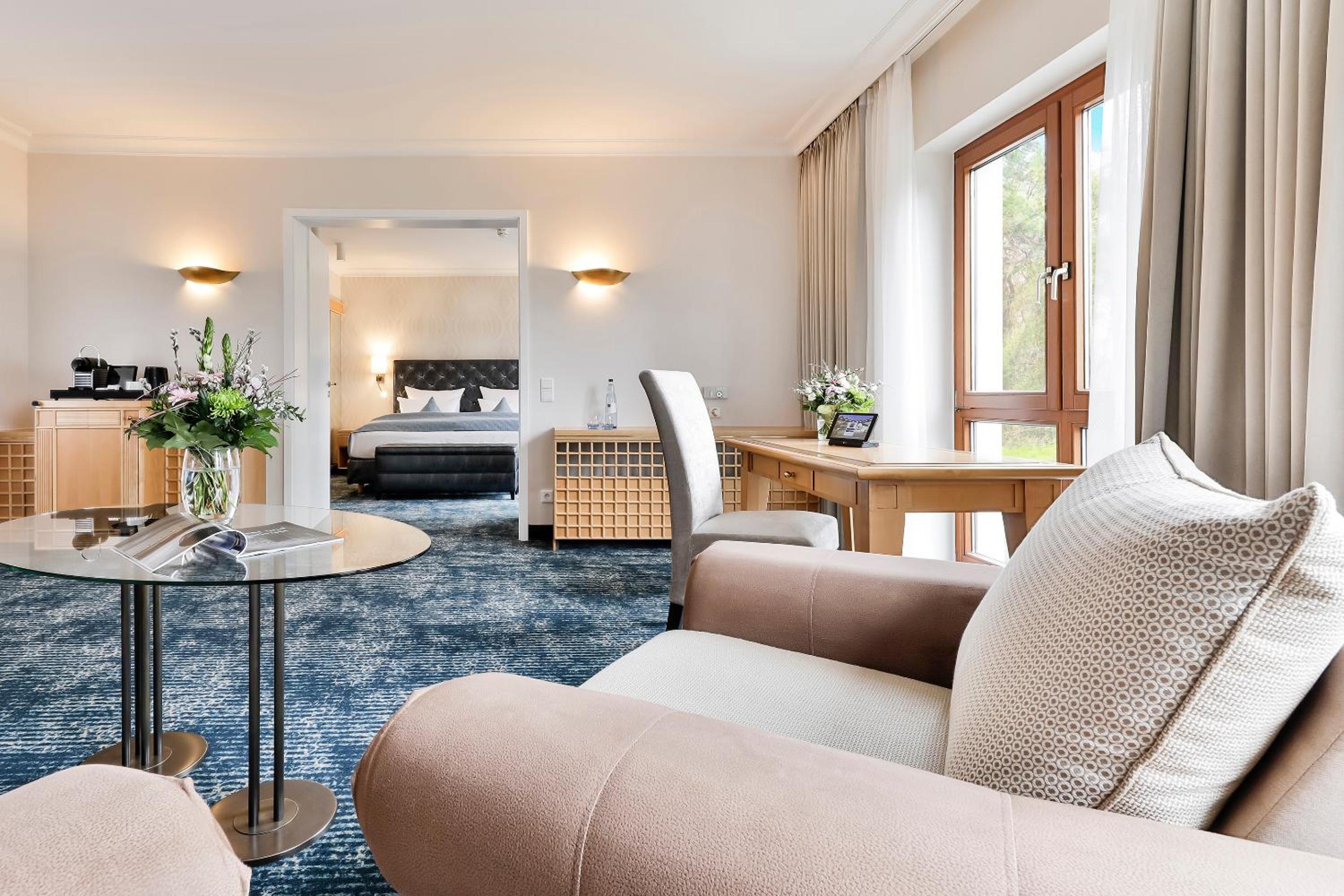 Comfort Suite photo 2