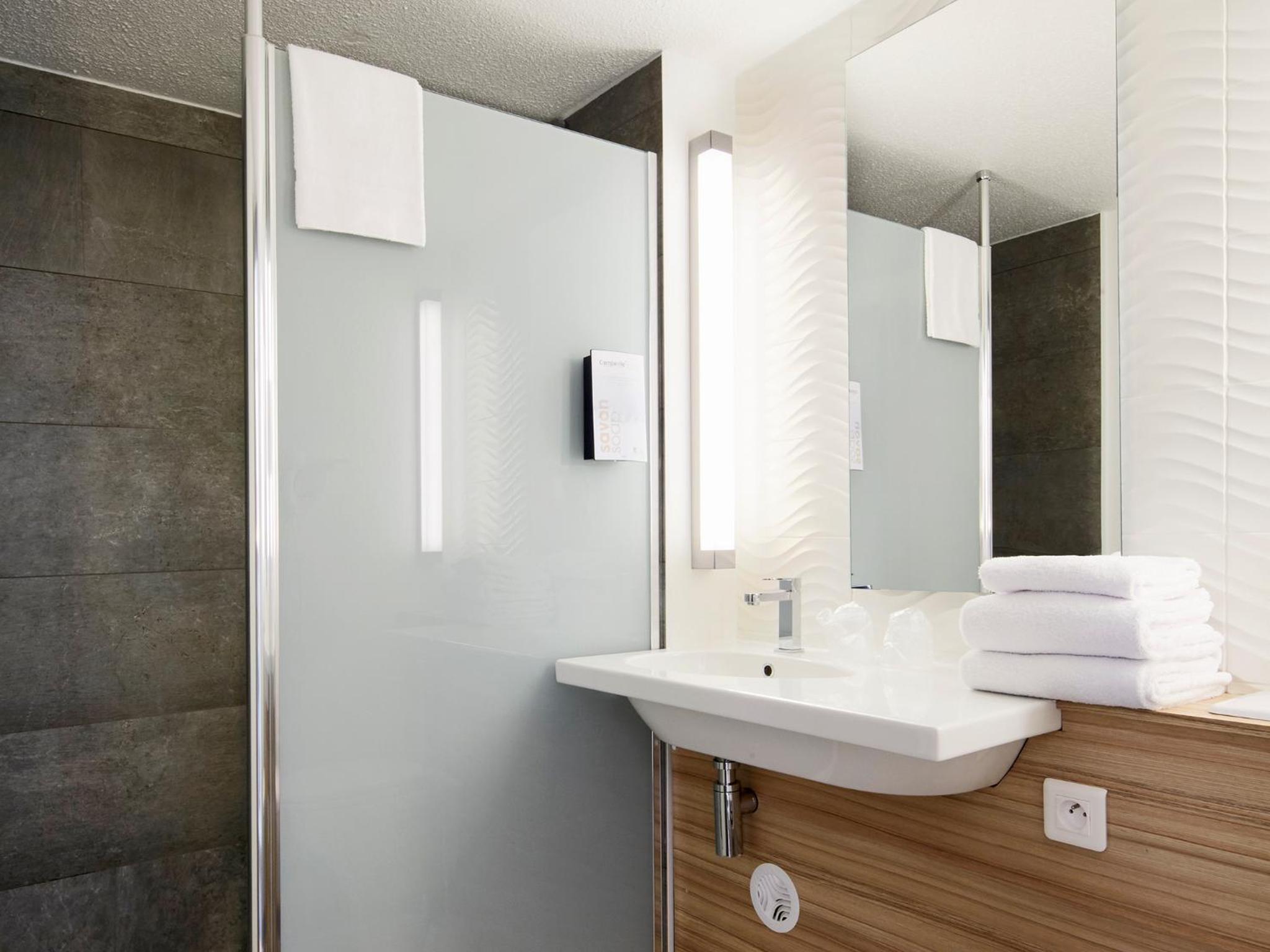 Standard Twin Room - Photo 4