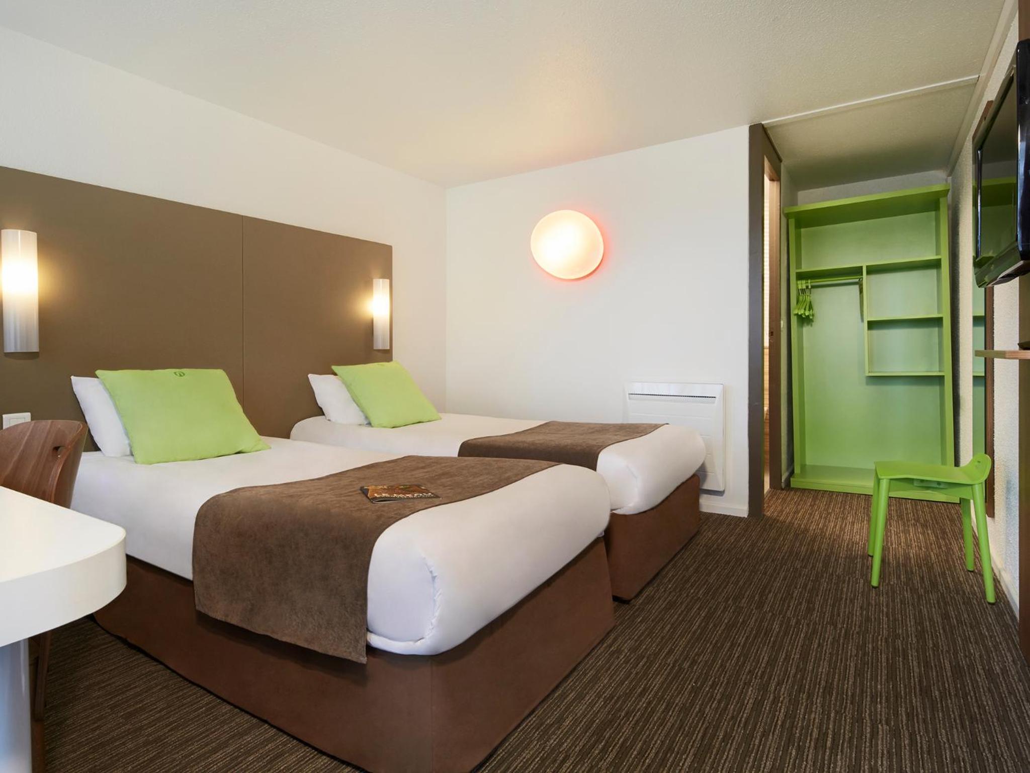 Standard Twin Room - Photo 2