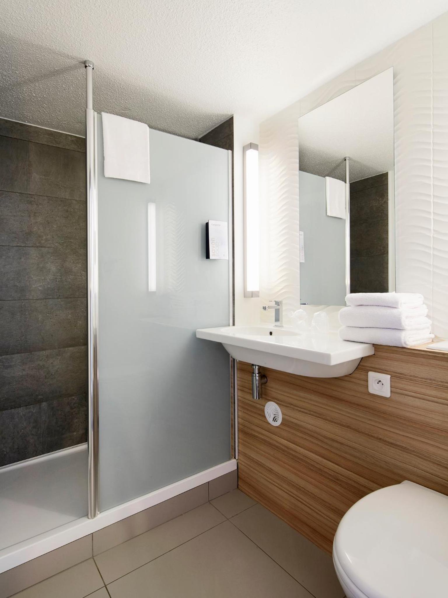 Standard Triple Room - Photo 1
