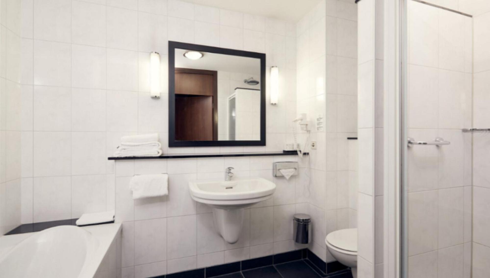 Comfort Twin Room - Photo 3