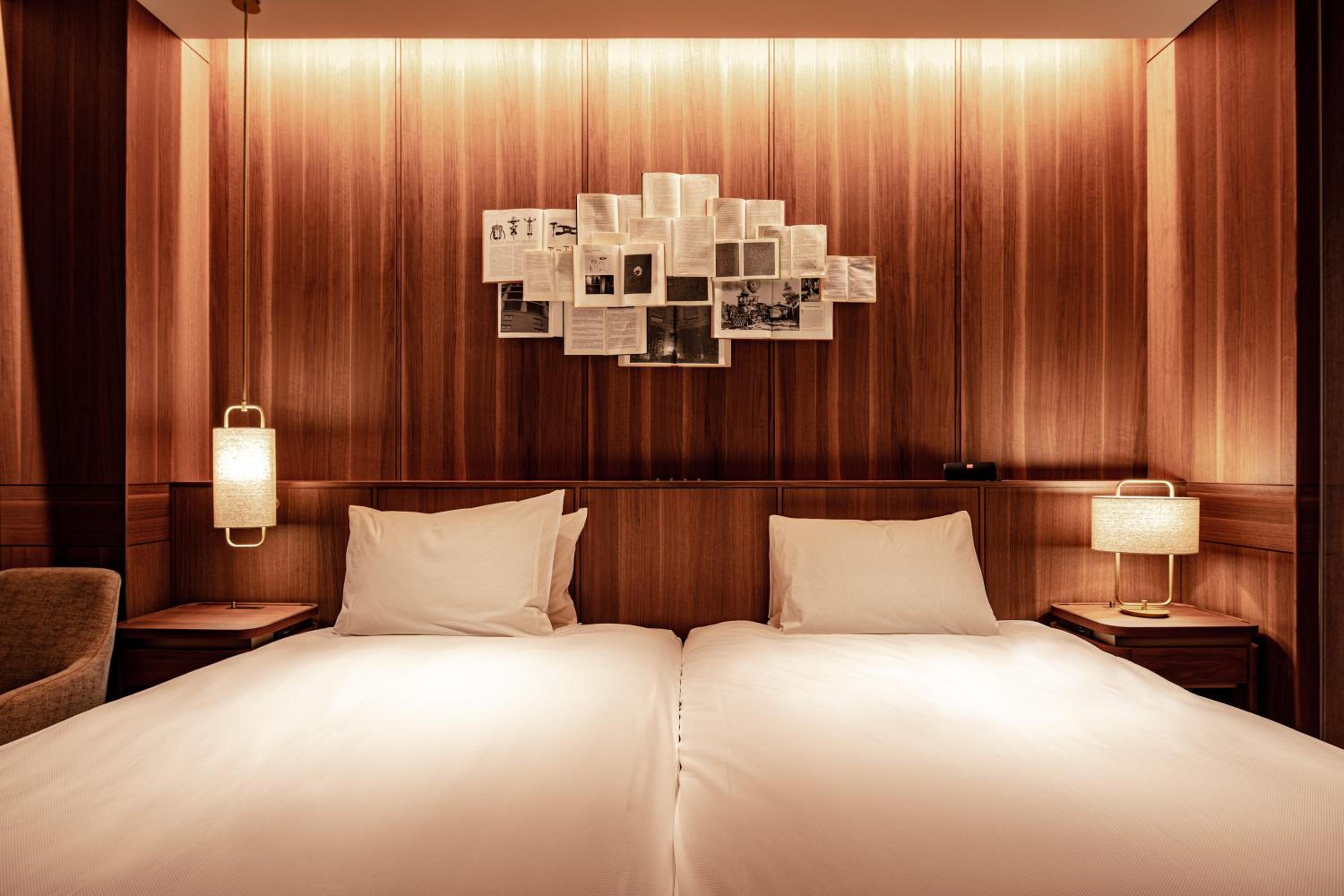 Superior Twin Room with Club Lounge Access (Episode 3) - Non-Smoking