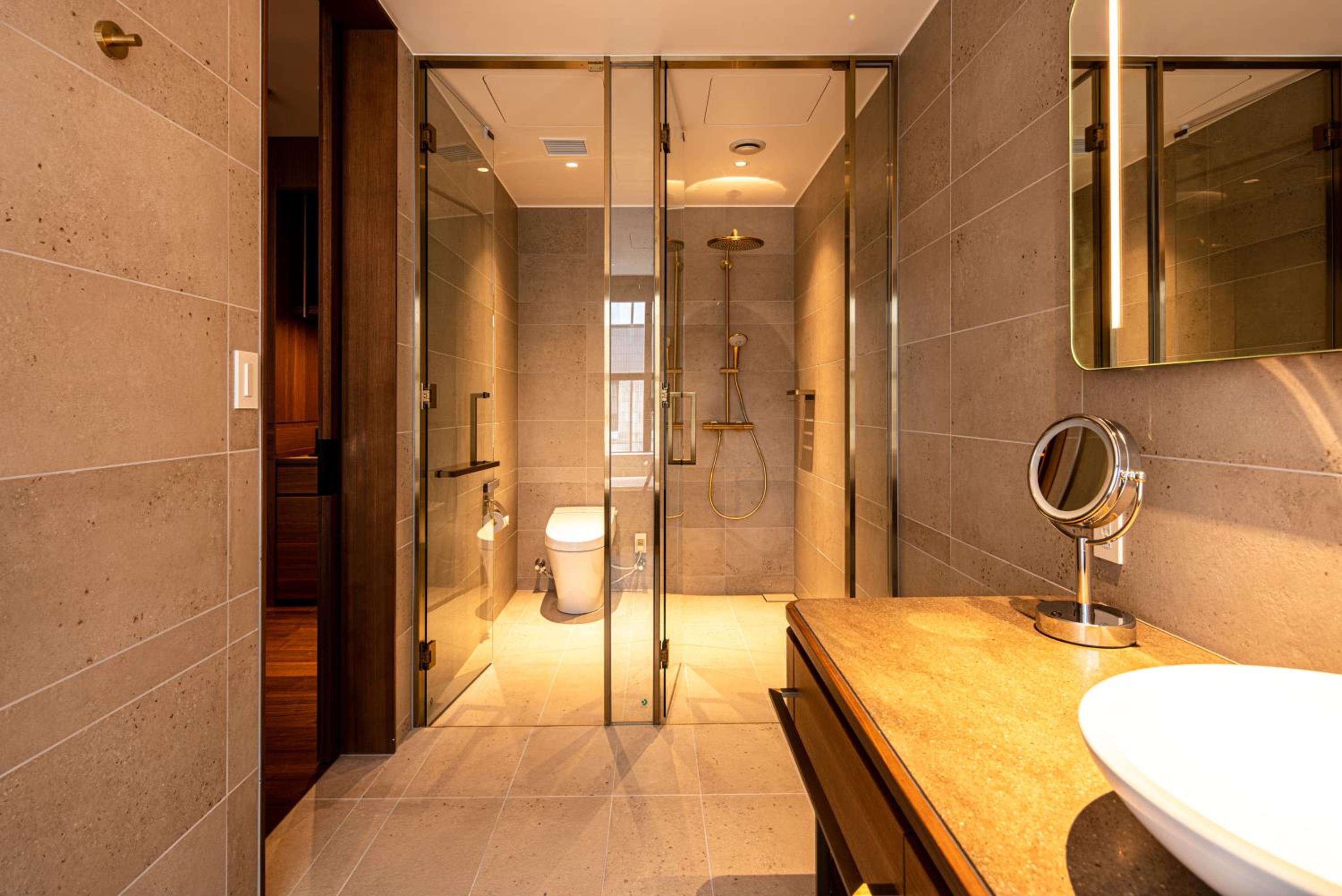 Superior Twin Room with Club Lounge Access (Episode 3) - Non-Smoking