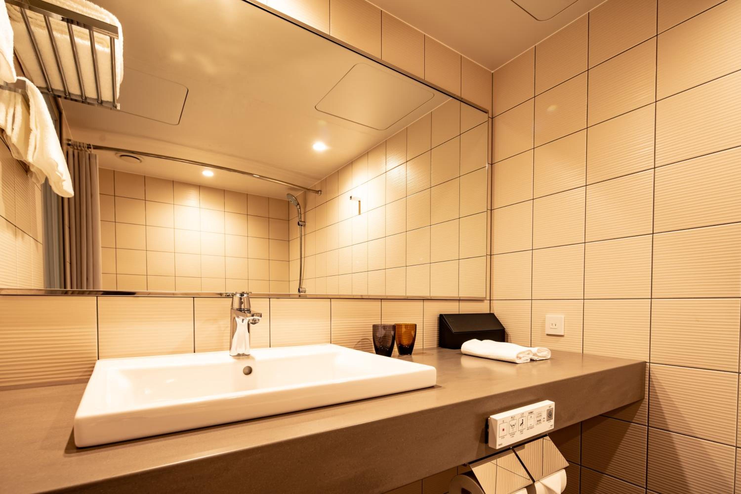 Superior Double Room (Chapter 3) - Non-Smoking - Photo 3