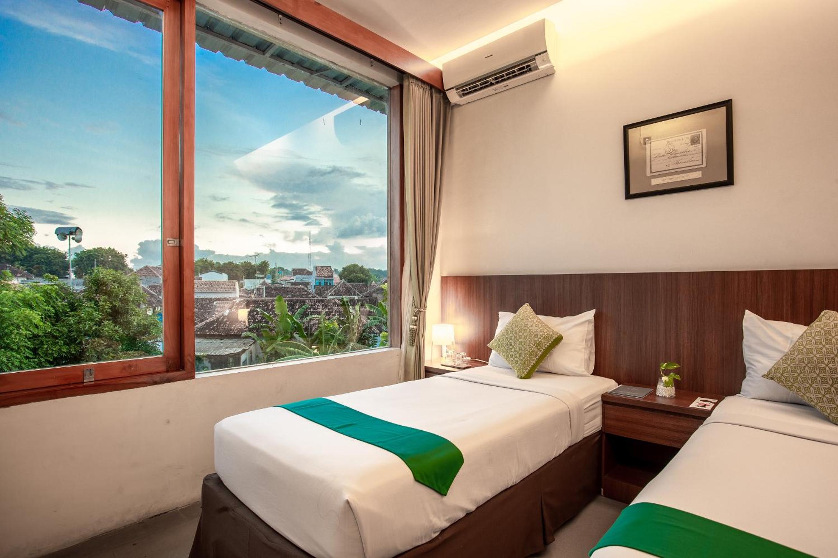 Superior Twin Room - Photo 4