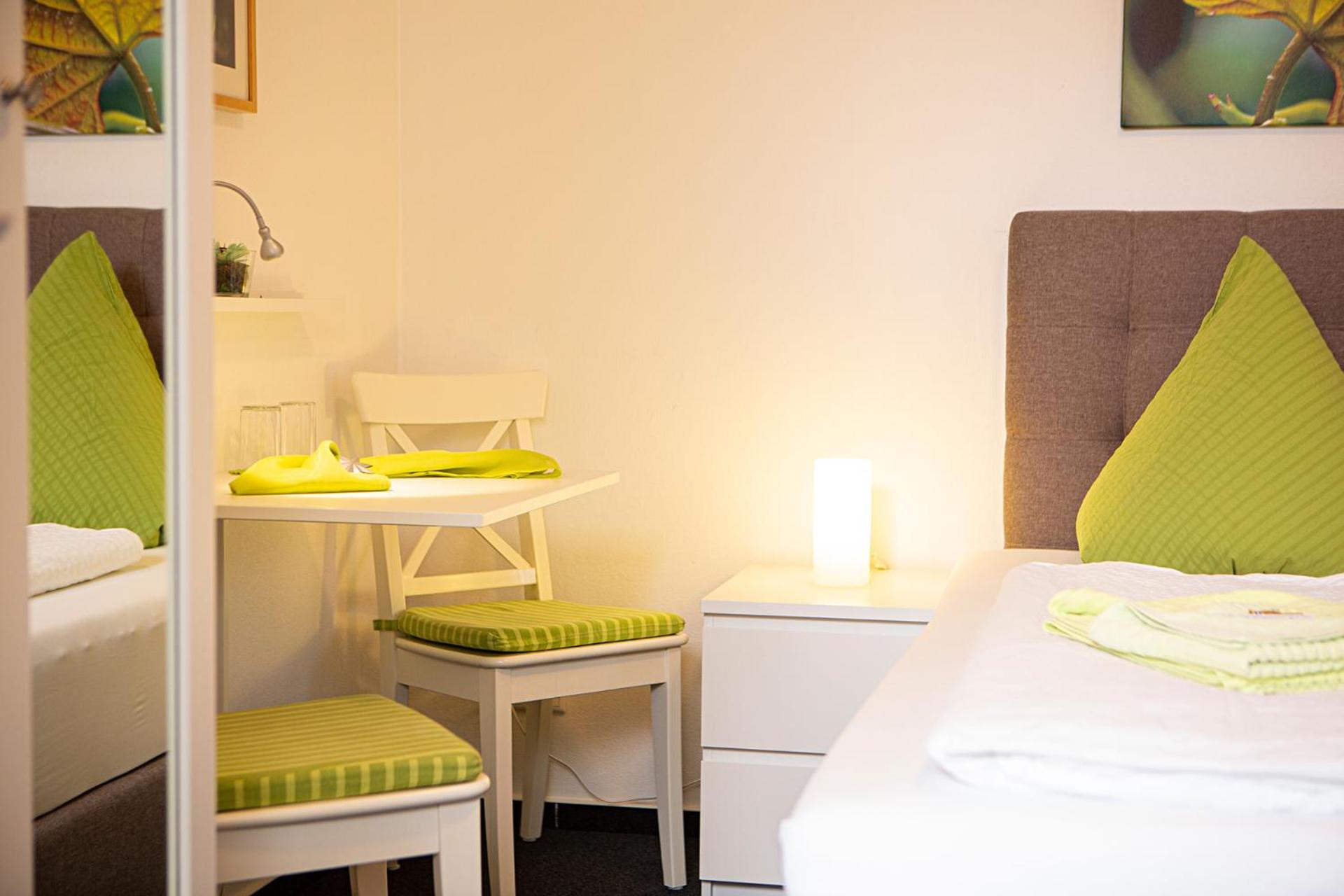 Double Room - Photo 6