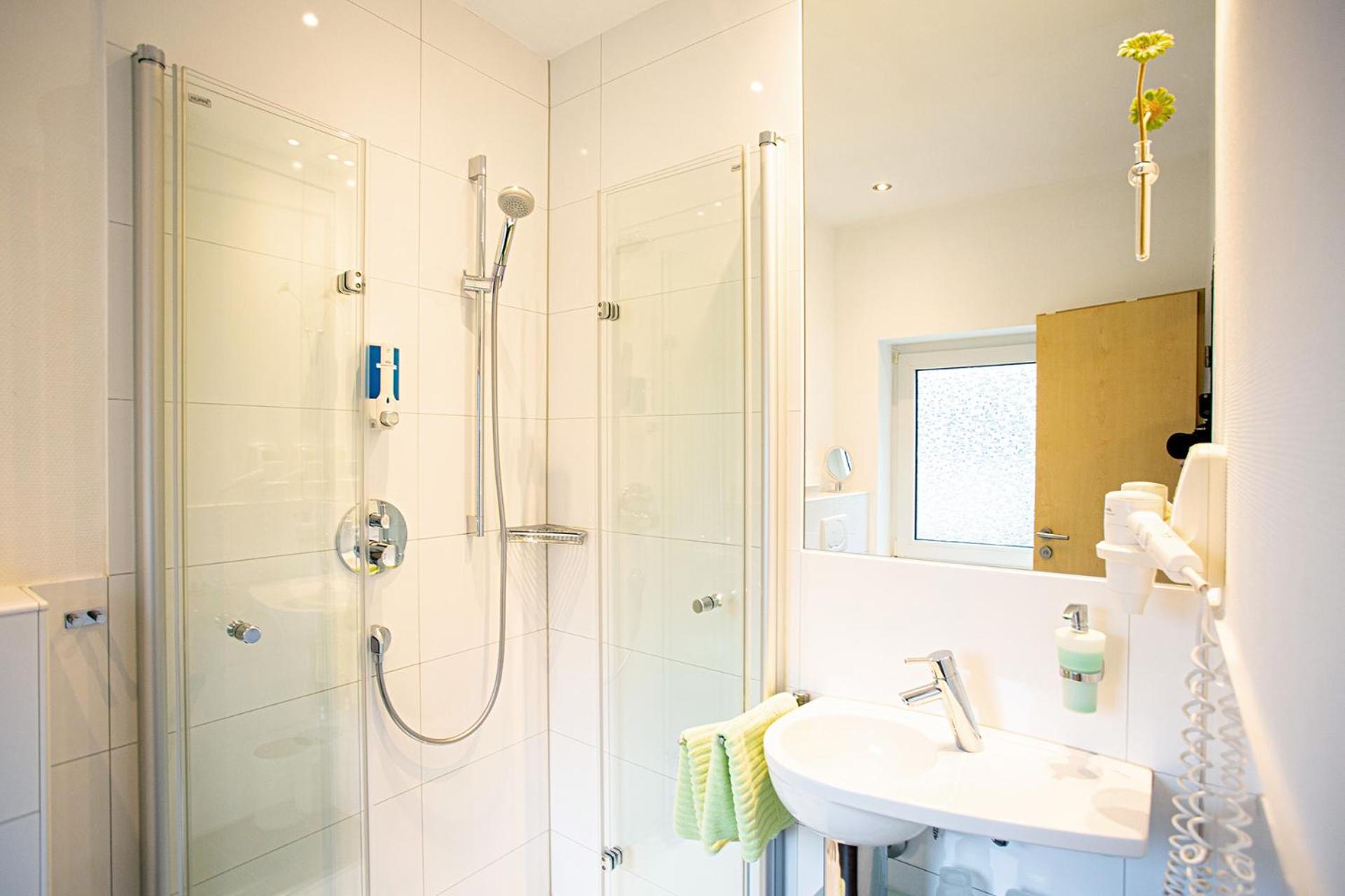 Double Room - Photo 15