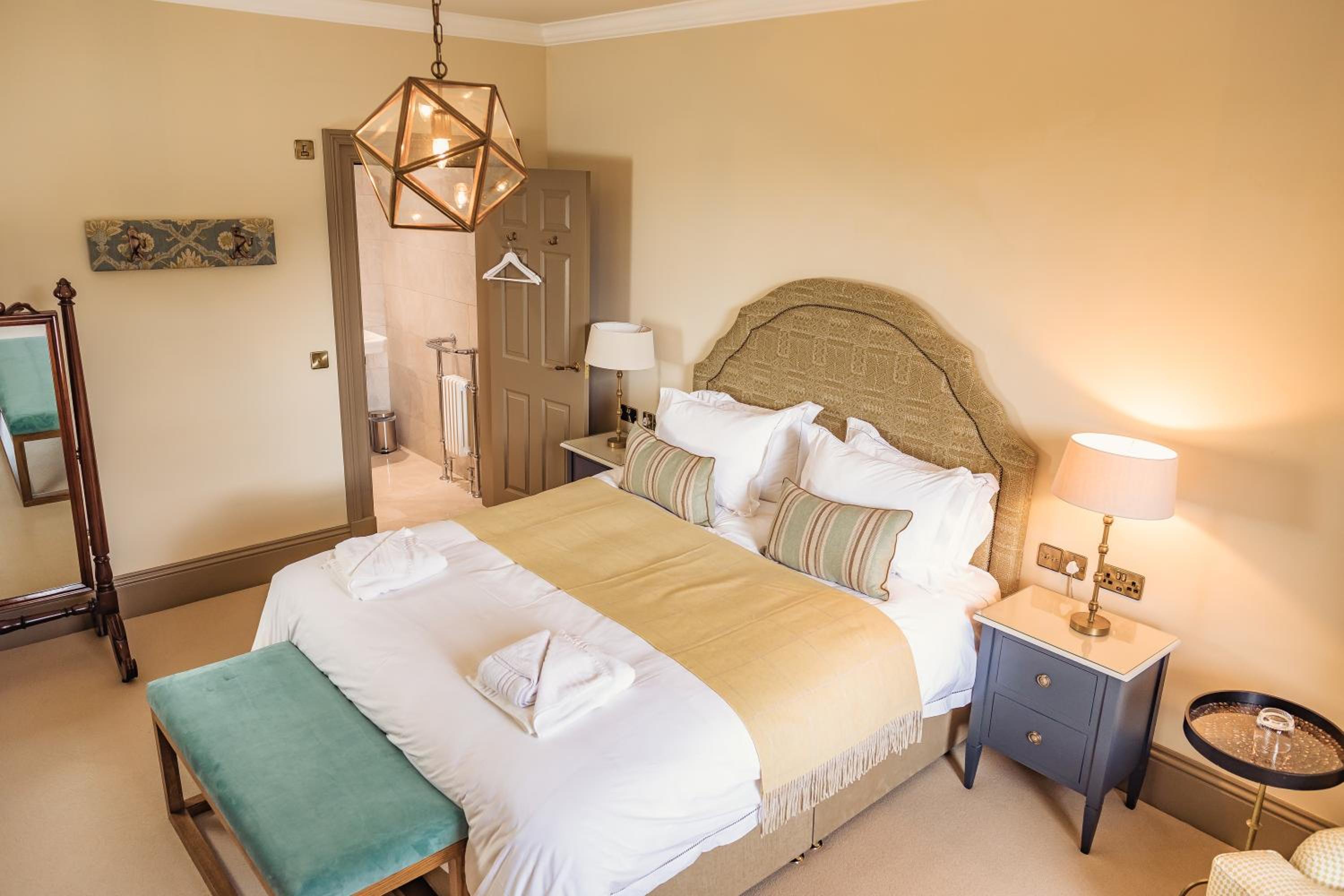 King Room with Garden View