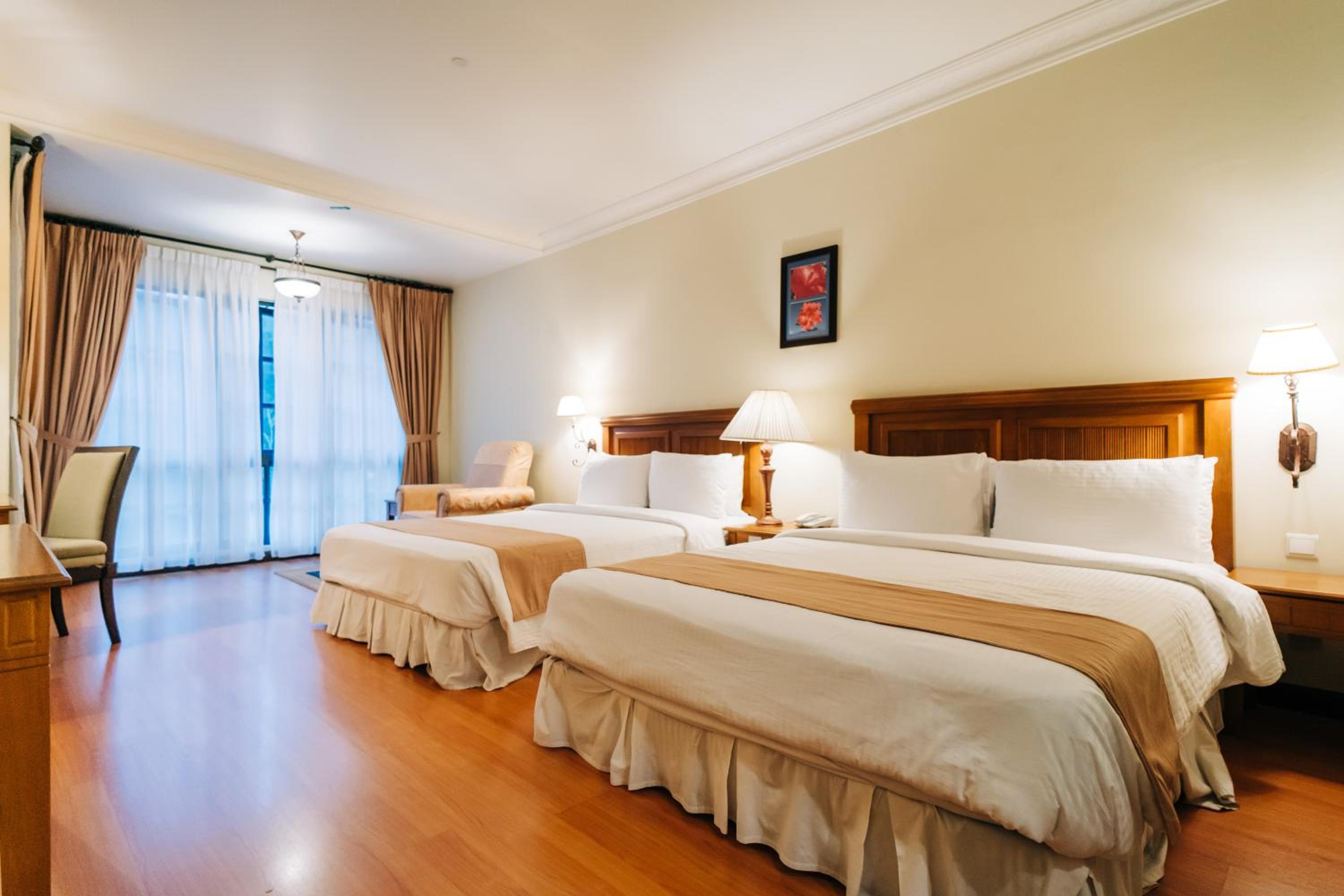 Deluxe Quadruple Room