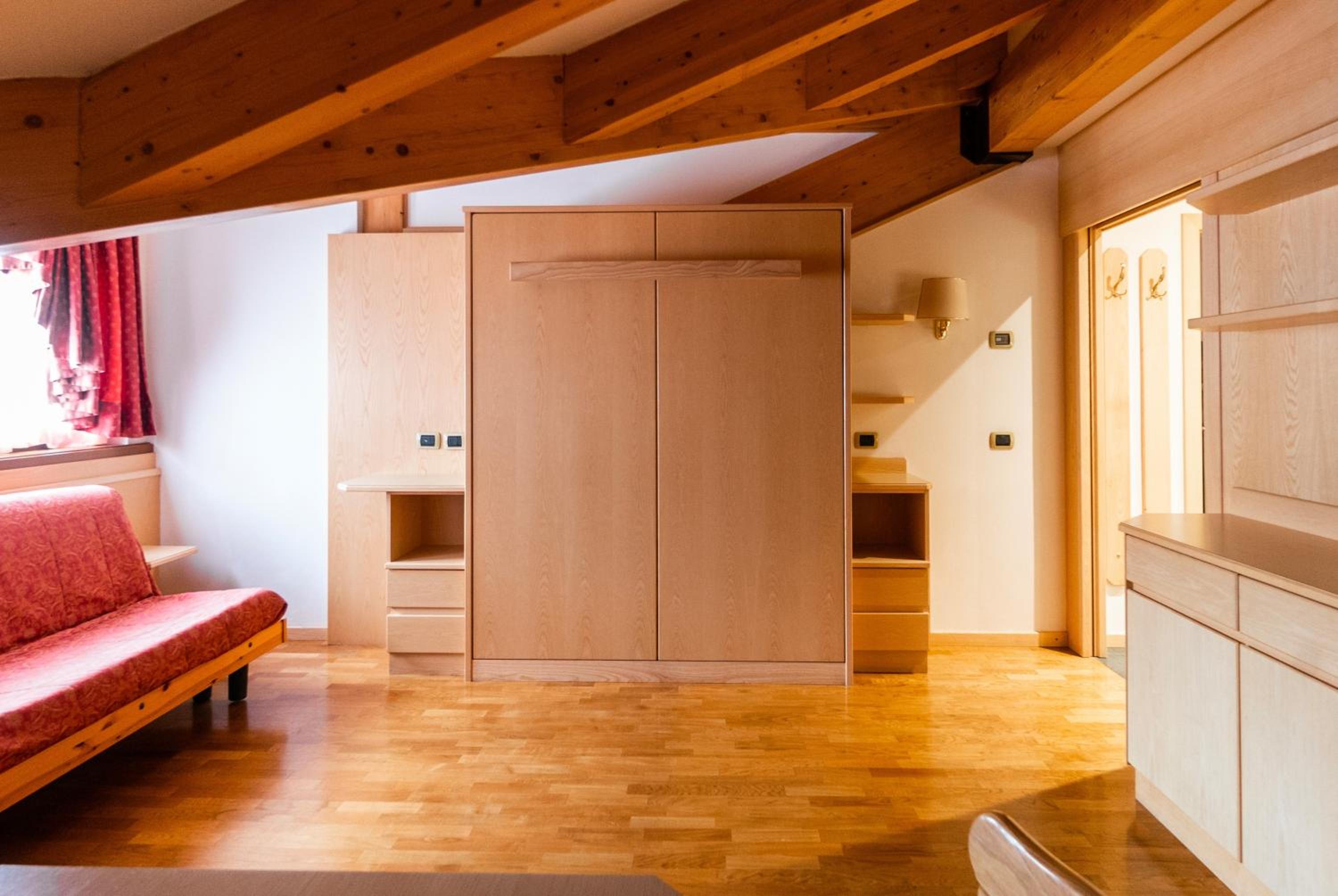 Large Suite - Attic