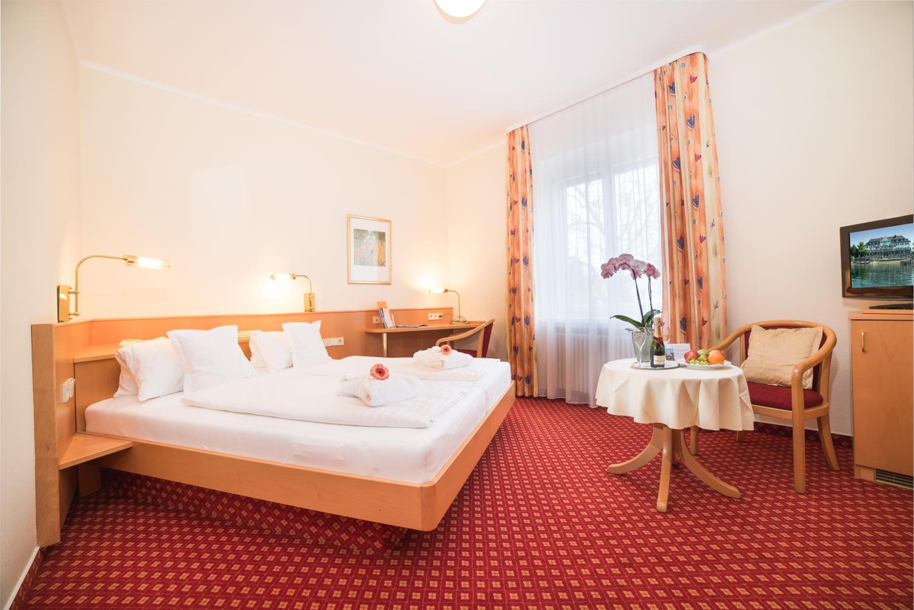 Superior Double Room with Island View - Photo 1