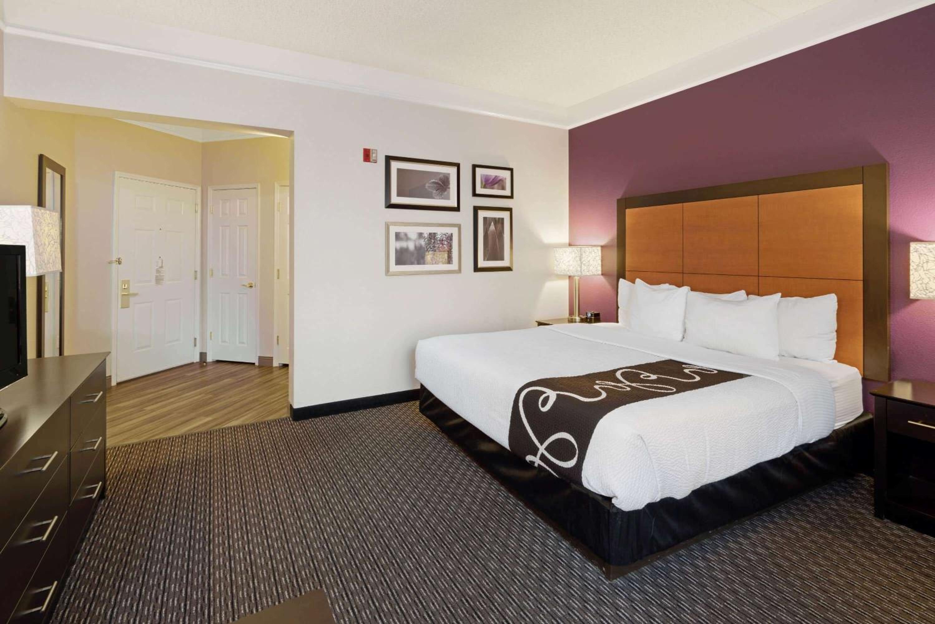 King Room - Disability Access - Photo 3