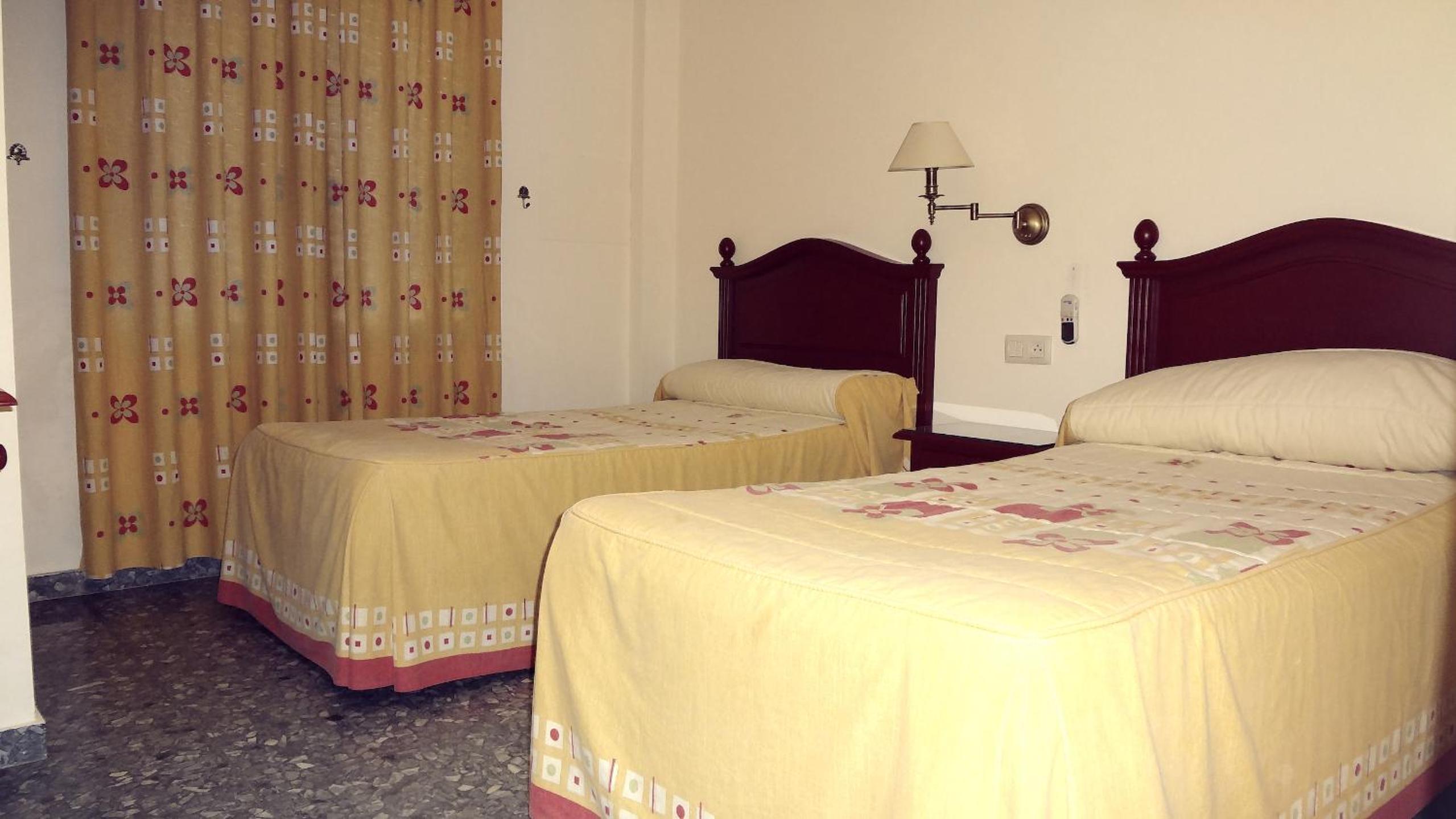 Habitación Doble o con Dos Camas