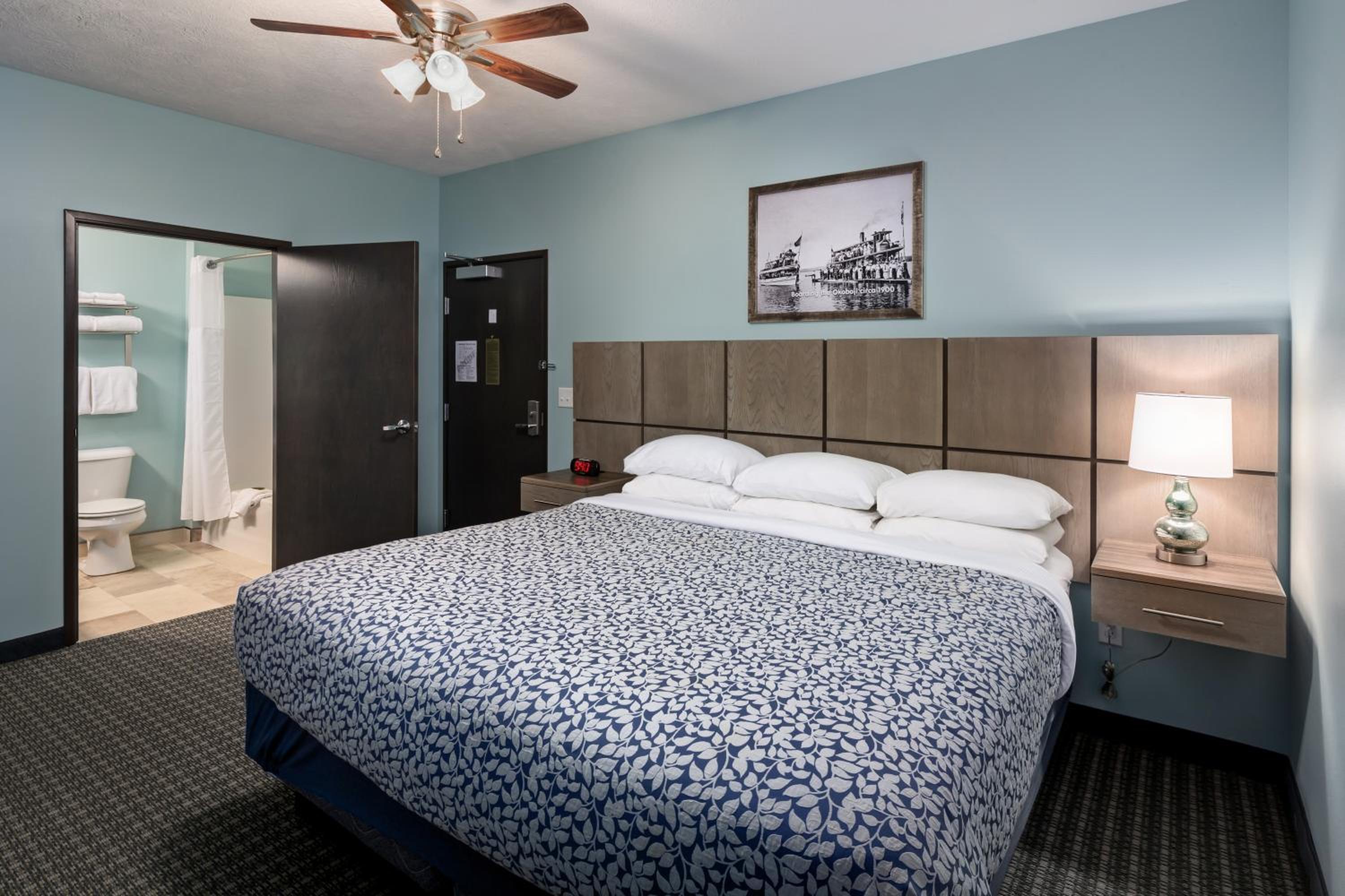Standard Suite photo 1