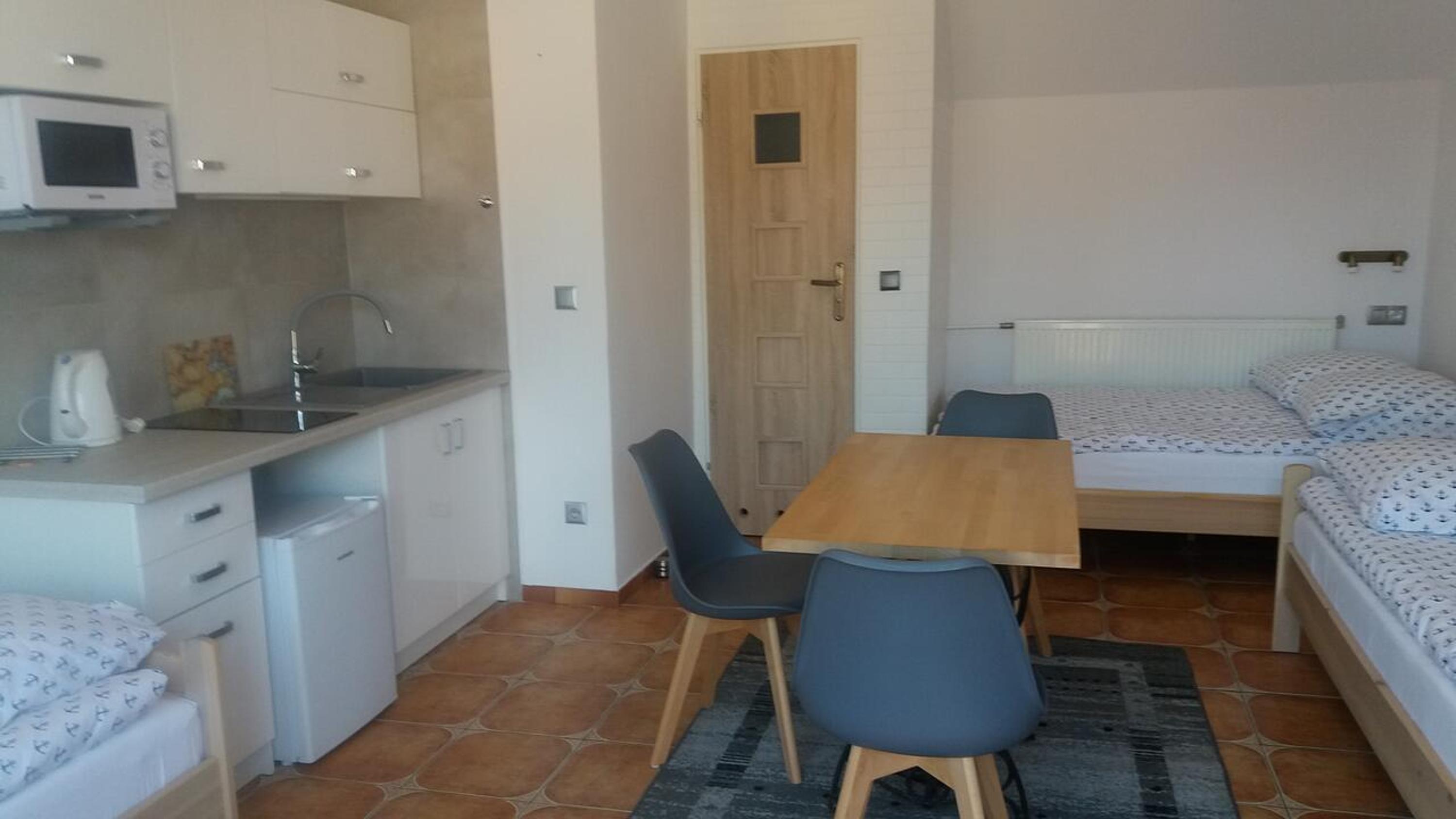 Triple Room with Private Bathroom photo 1